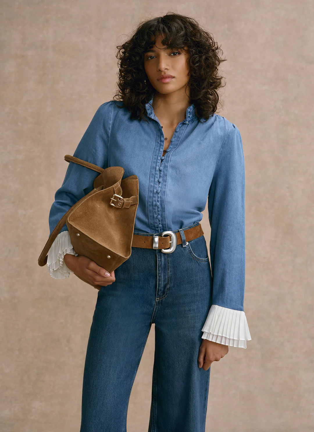 10110-mid-indigo-denim-contrast-cuff-blouse-2.webp Mid Indigo Denim Contrast Cuff Blouse