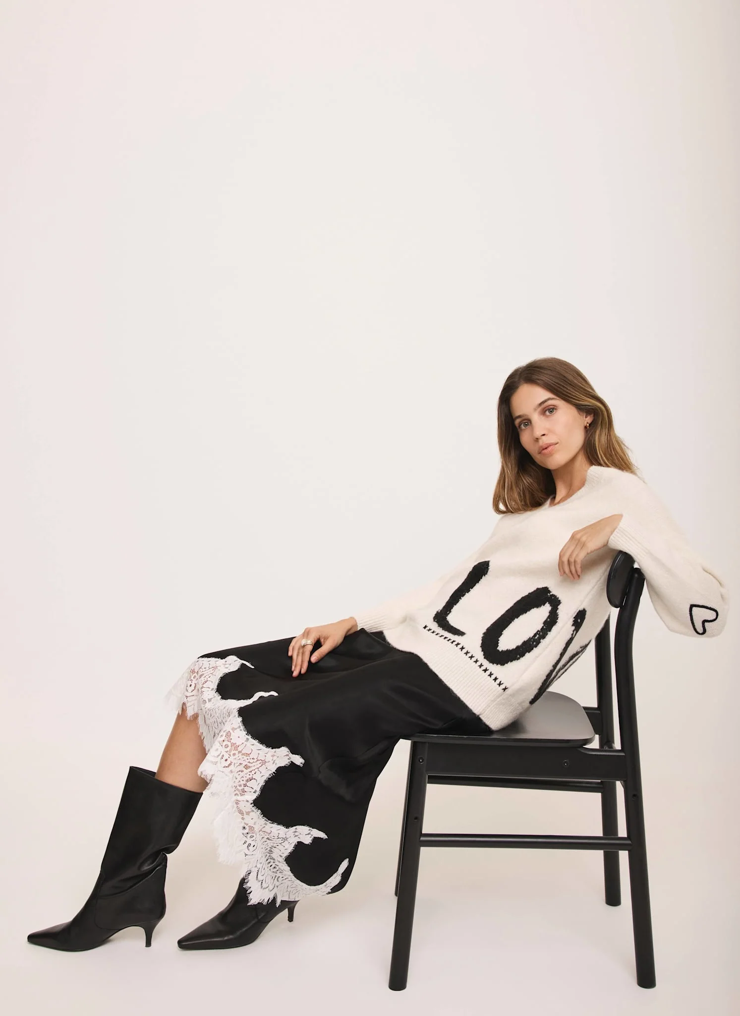 10128-cream-wool-blend-graphic-love-jumper-2.webp Cream Wool Blend Graphic Love Jumper