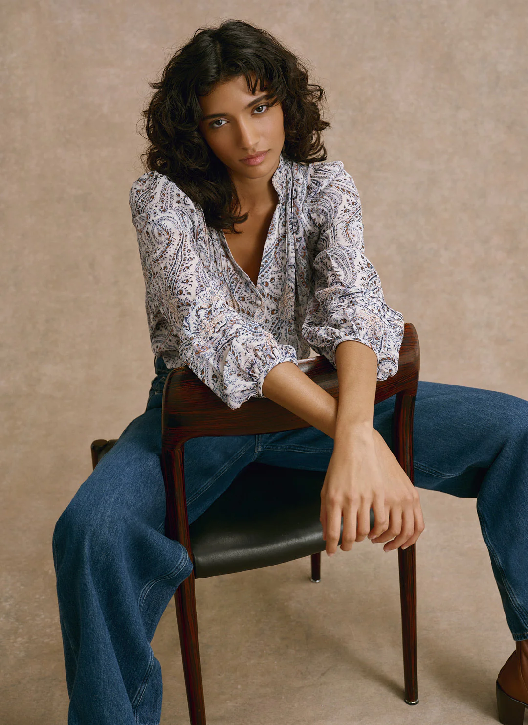 10202-neutral-paisley-print-blouse-4.webp Neutral Paisley Print Blouse