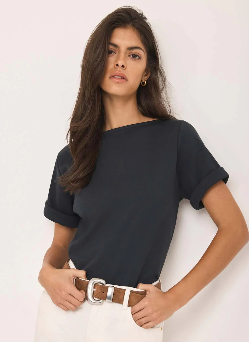10346-navy-slash-neck-t-shirt-2.webp Navy Slash Neck T Shirt