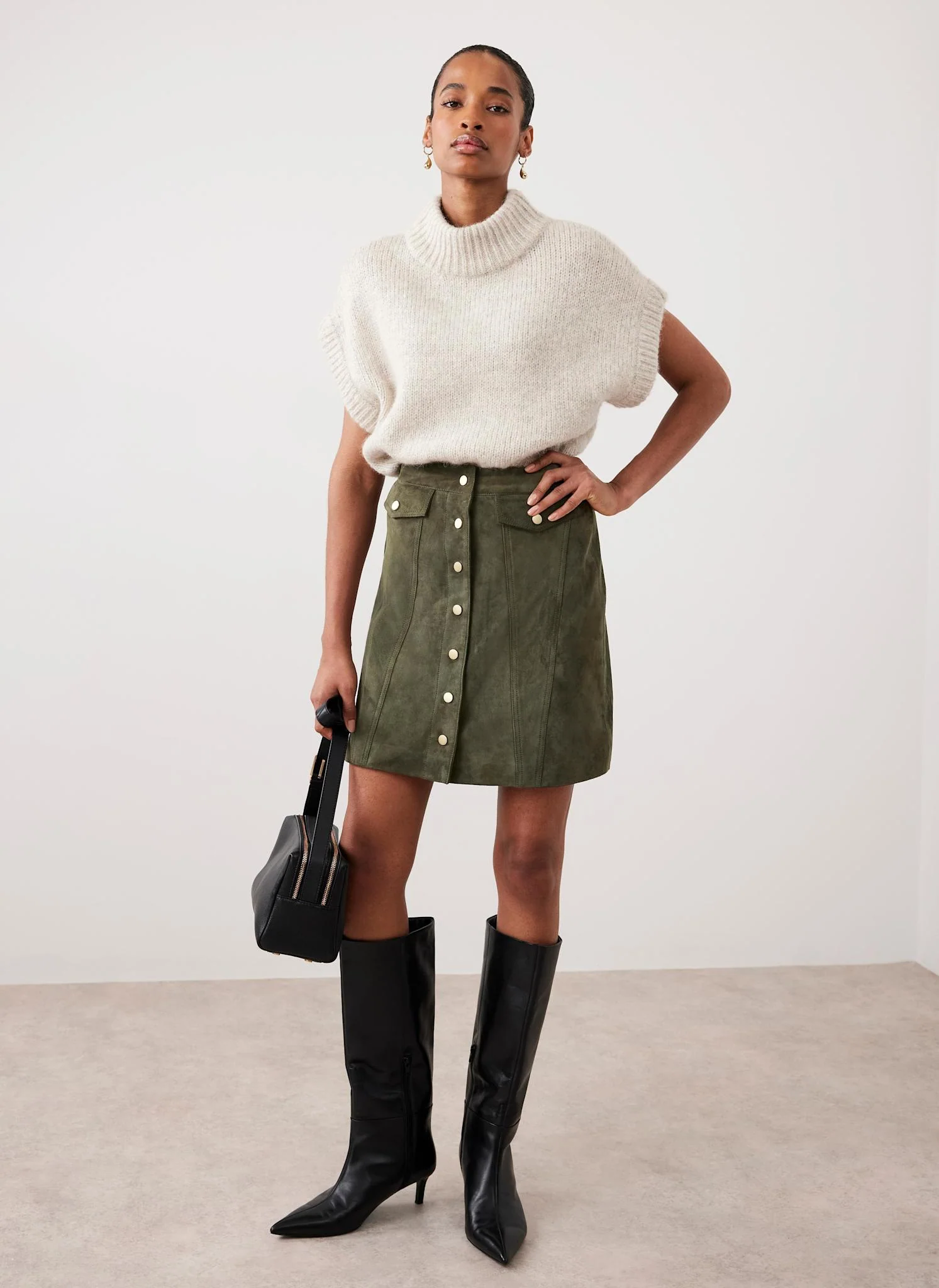 10380-khaki-suede-mini-skirt-6.webp Khaki Suede Mini Skirt