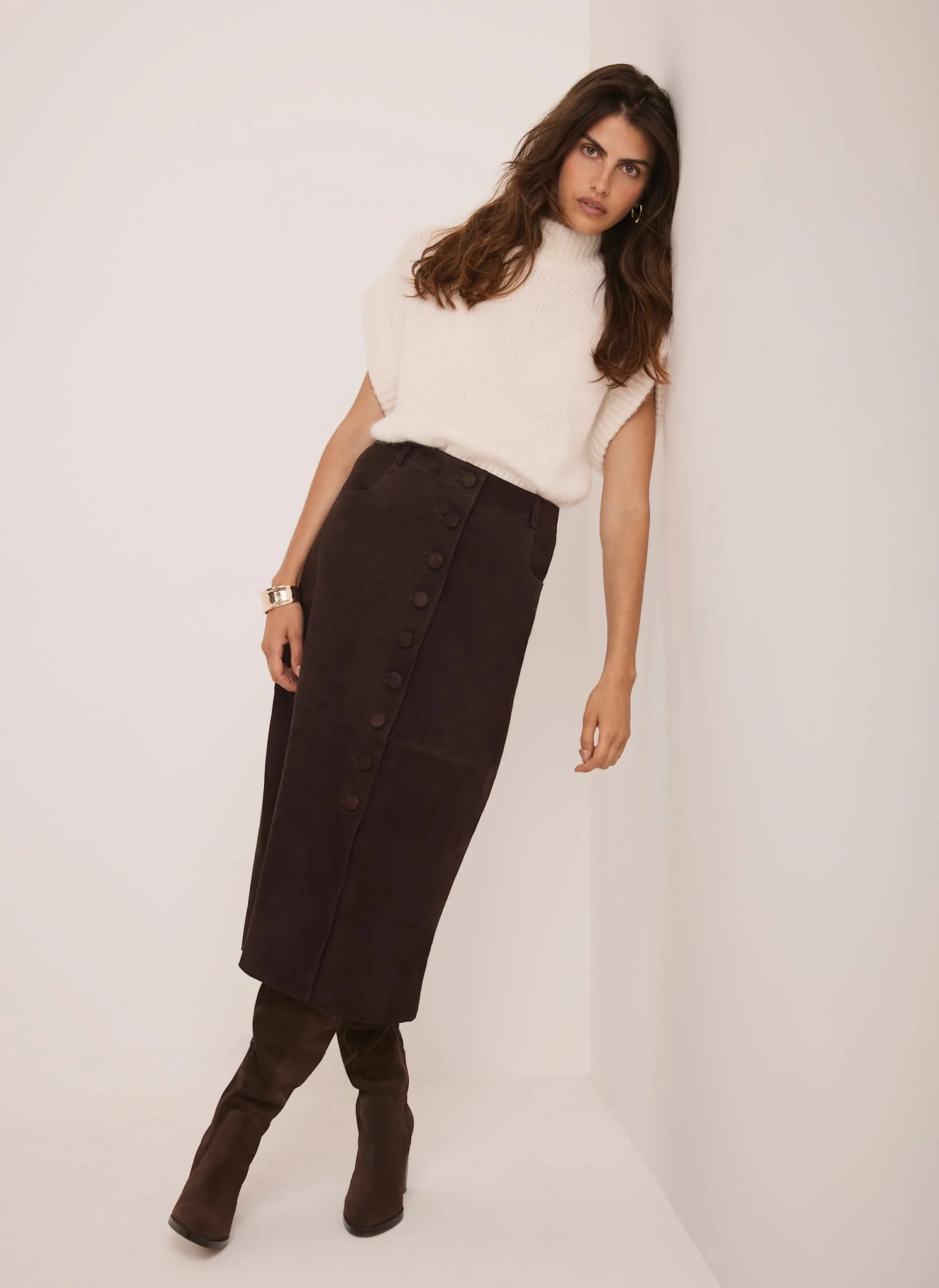 10406-cream-wool-blend-high-neck-knit-top-3.webp Cream Wool Blend High Neck Knit Top