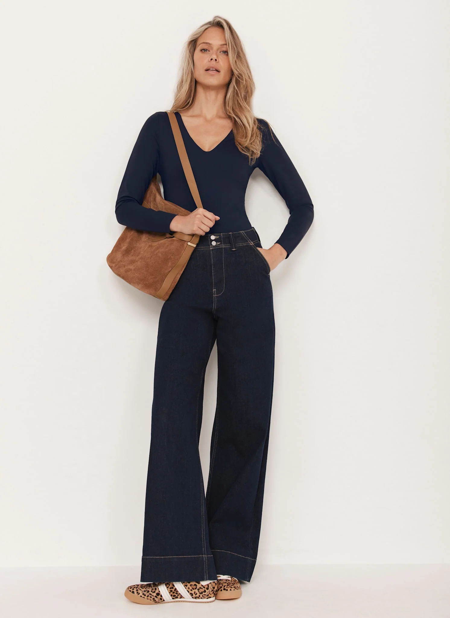 10482-navy-v-neck-layering-top-3.webp Navy V Neck Layering Top