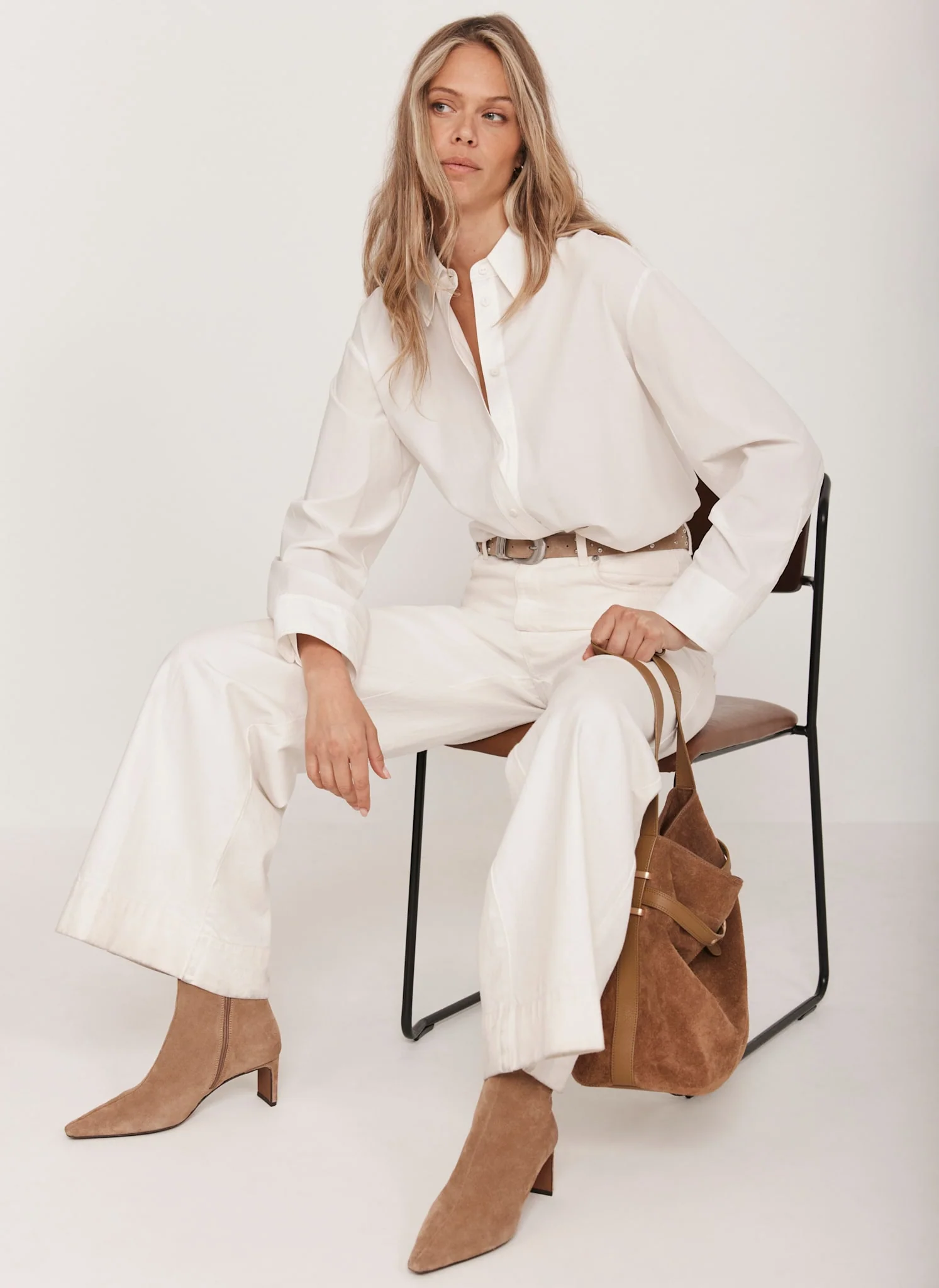 10520-white-oversized-tailored-shirt-2.webp White Oversized Tailored Shirt
