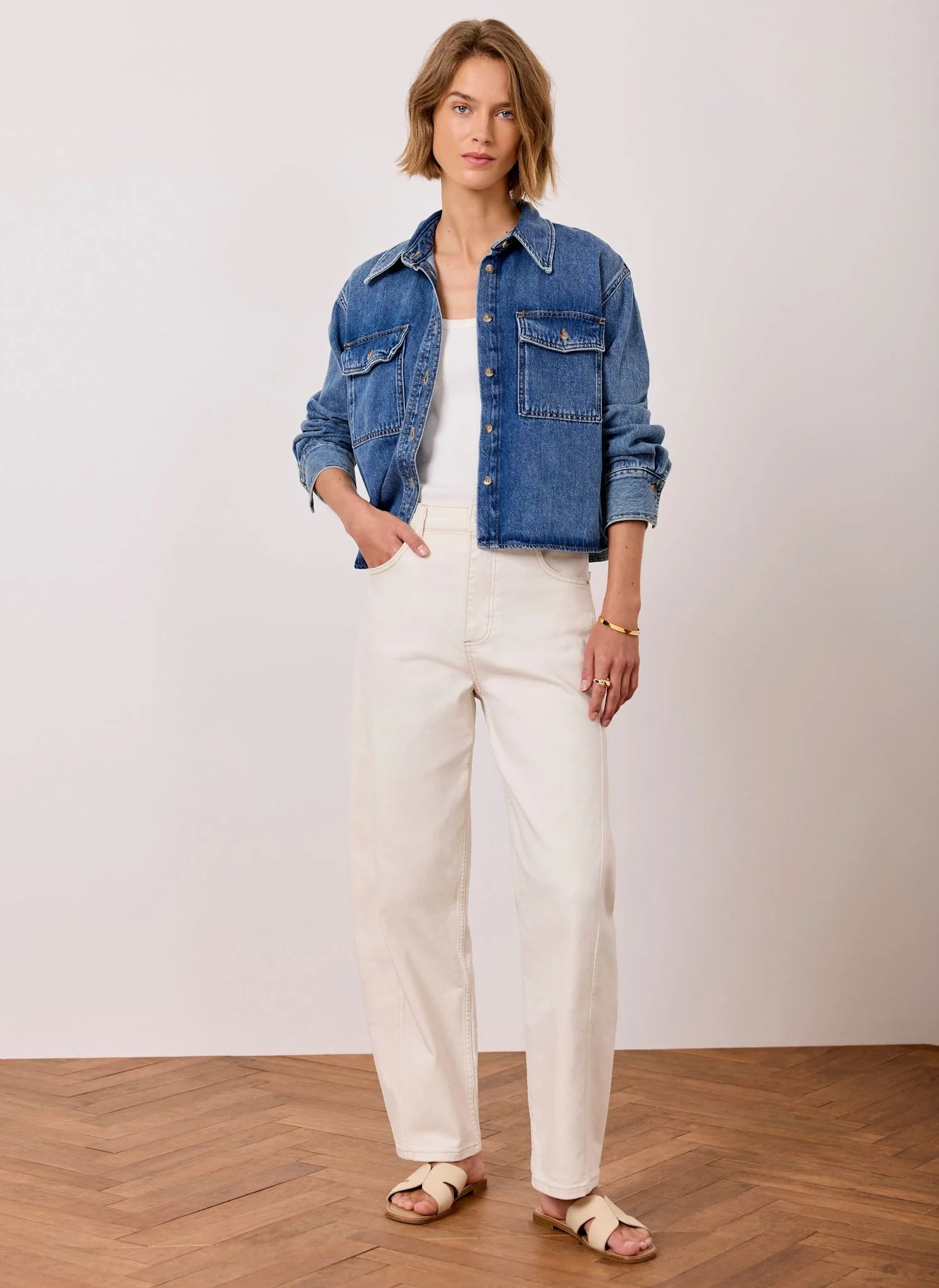 10526-cream-barrel-leg-jeans-2.webp Cream Barrel Leg Jeans