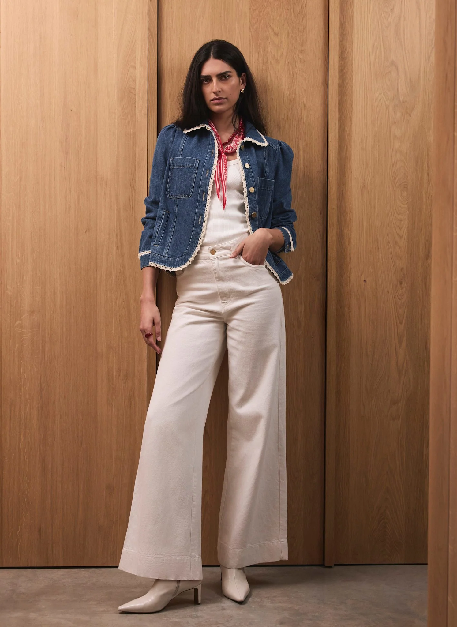 10548-cream-wide-leg-jeans-2.webp Cream Wide Leg Jeans