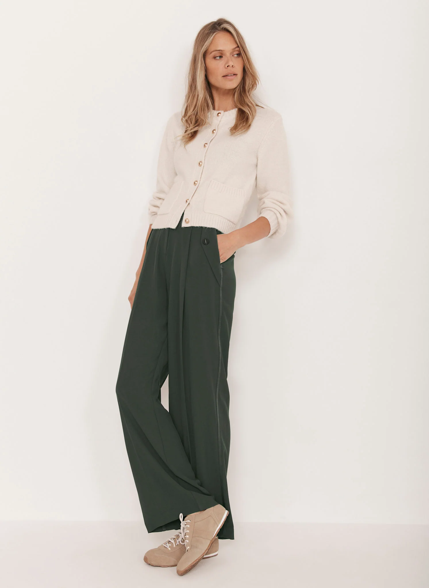 10618-green-tailored-wide-trousers-1.webp Green Tailored Wide Trousers