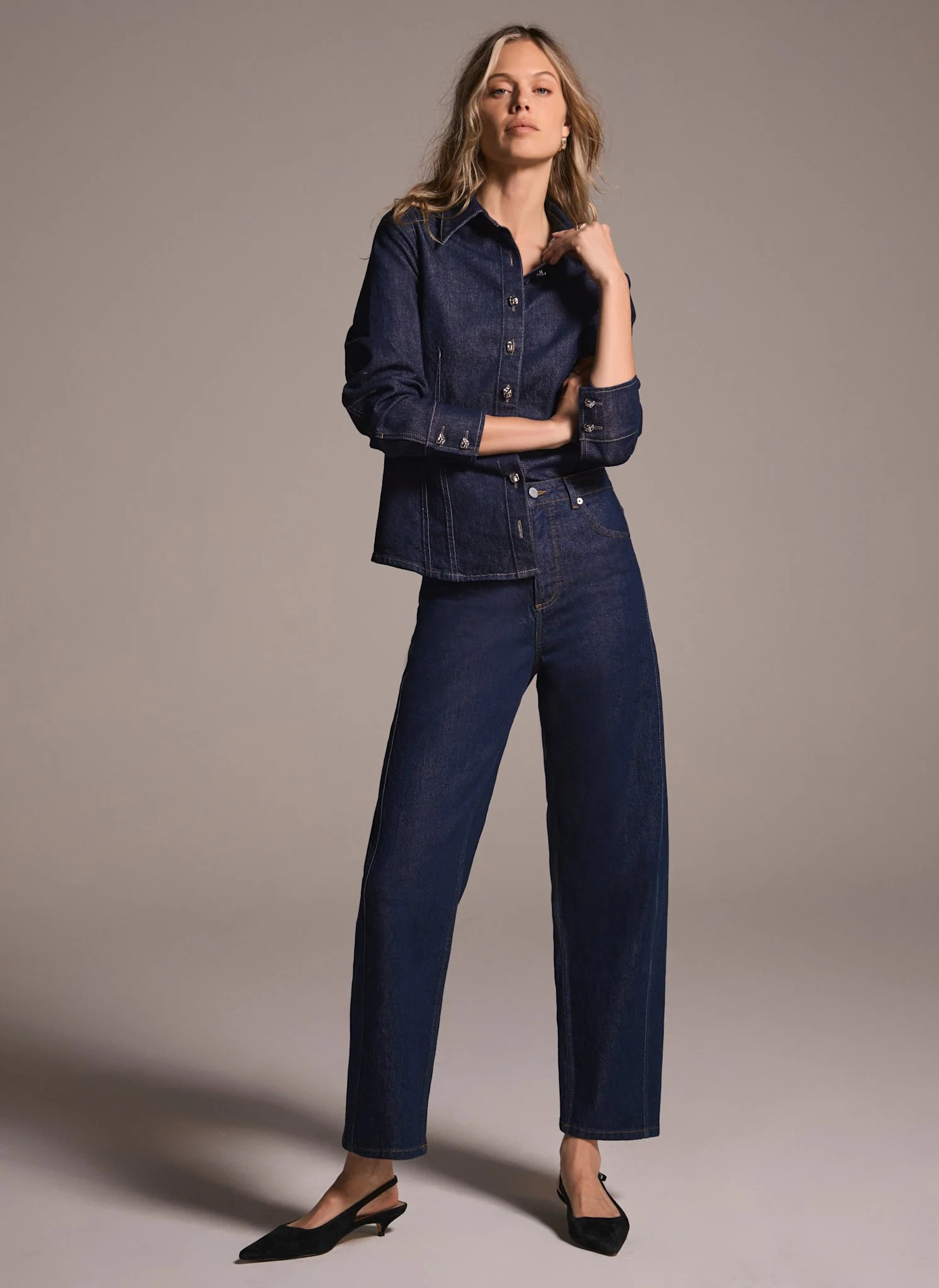10756-dark-indigo-barrel-leg-jeans-1.webp Dark Indigo Barrel Leg Jeans