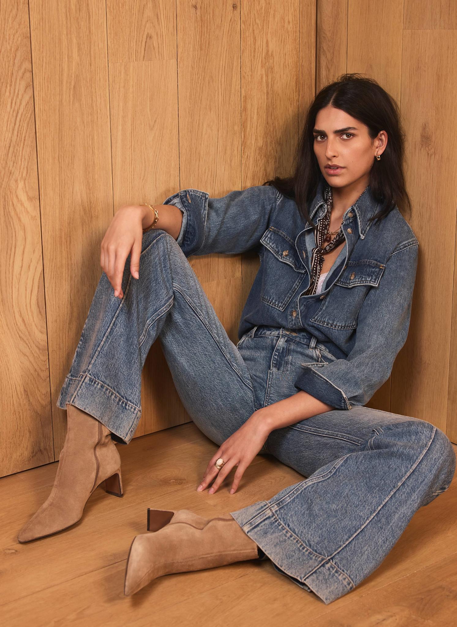 10850-mid-indigo-70s-flared-jeans-4.jpg Mid Indigo 70s Flared Jeans