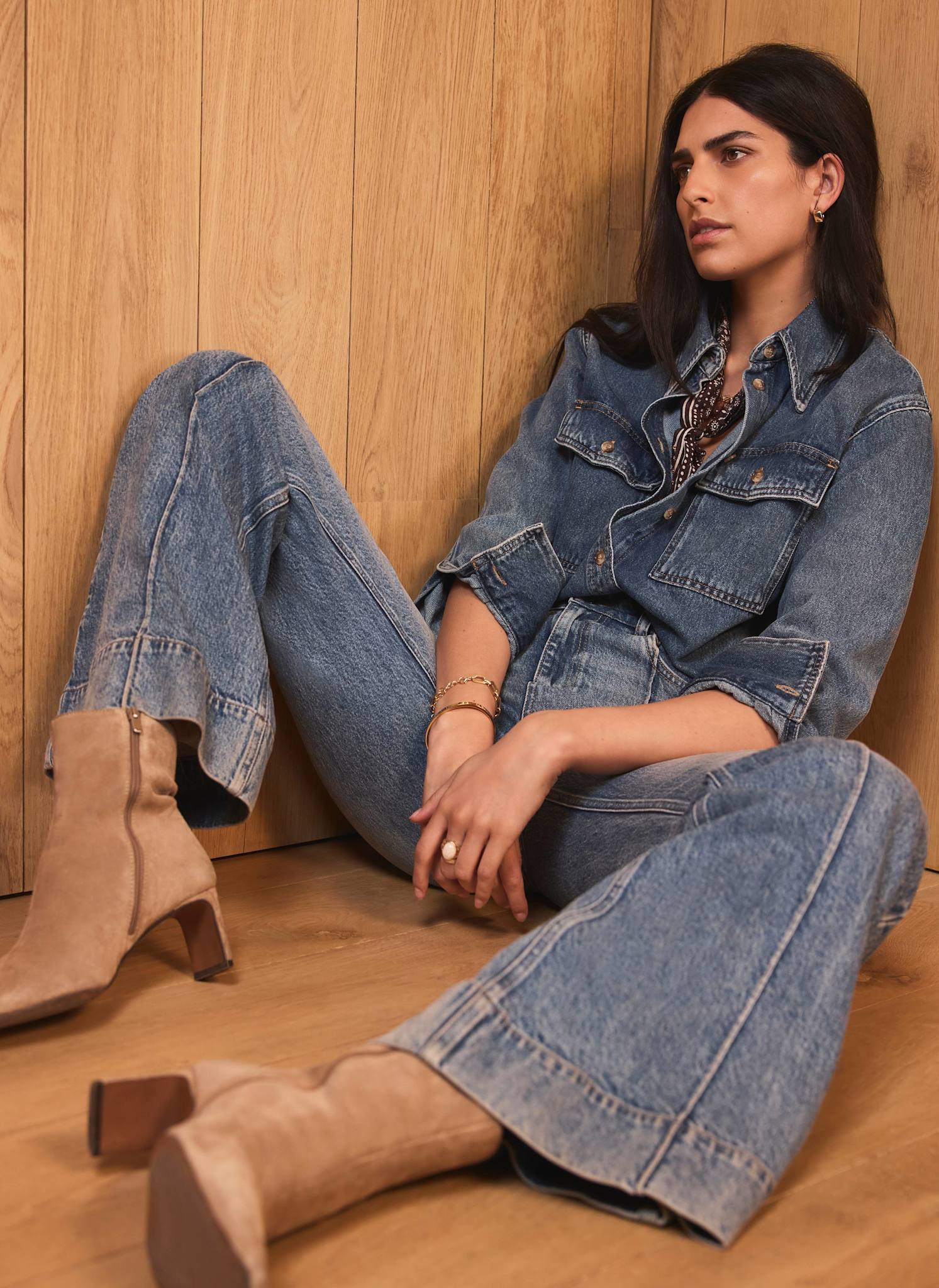 10850-mid-indigo-70s-flared-jeans-5.jpg Mid Indigo 70s Flared Jeans