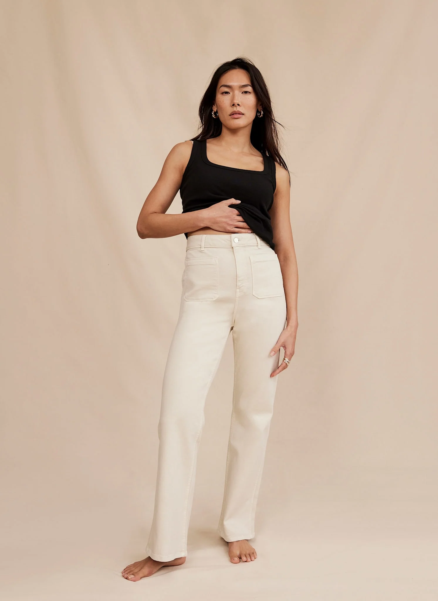 10938-neutral-wash-relaxed-bootcut-patch-pocket-jeans-4.webp Neutral Wash Relaxed Bootcut Patch Pocket Jeans