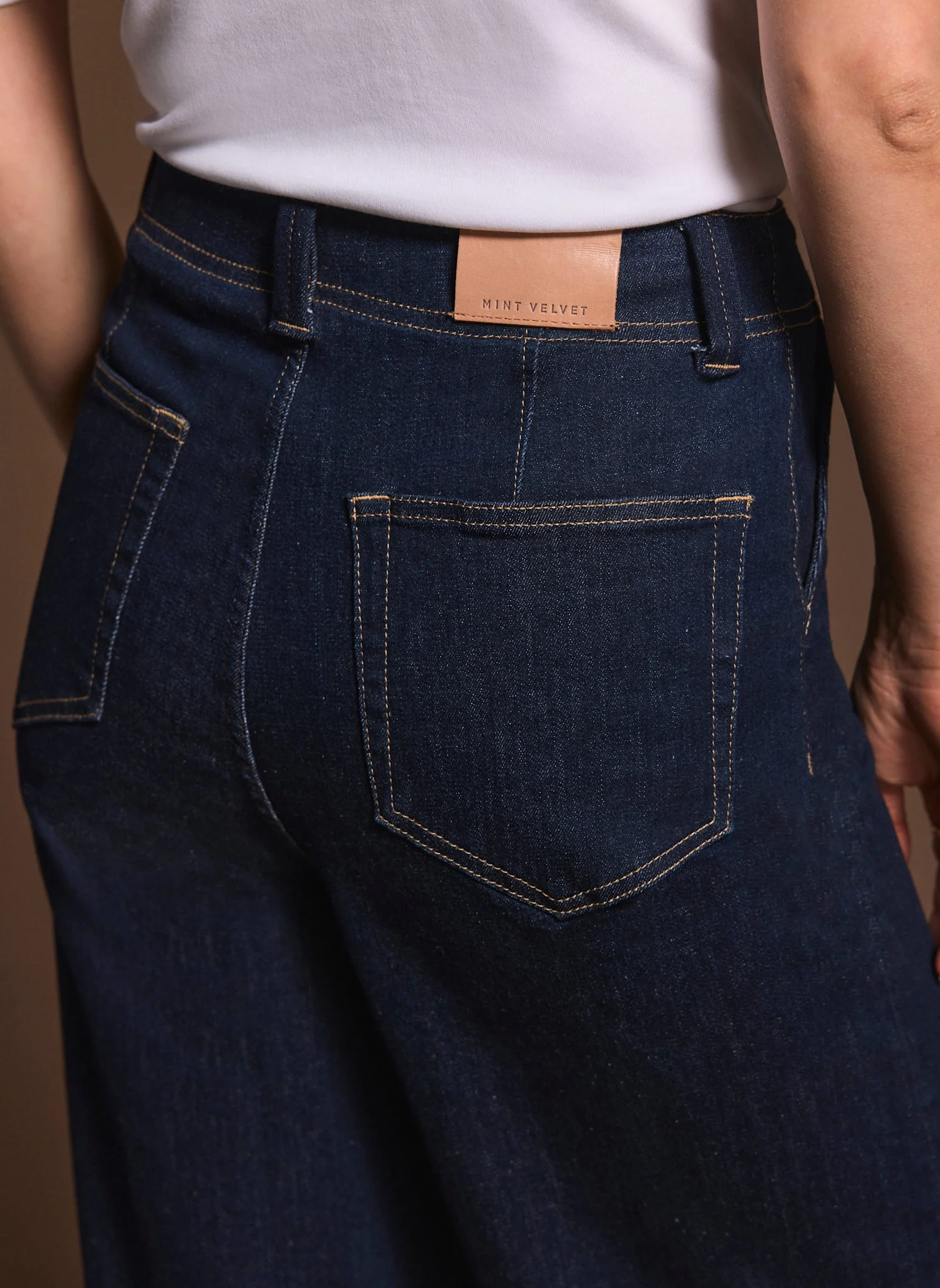11310-dark-indigo-tailored-wide-jeans-3.webp Dark Indigo Tailored Wide Jeans