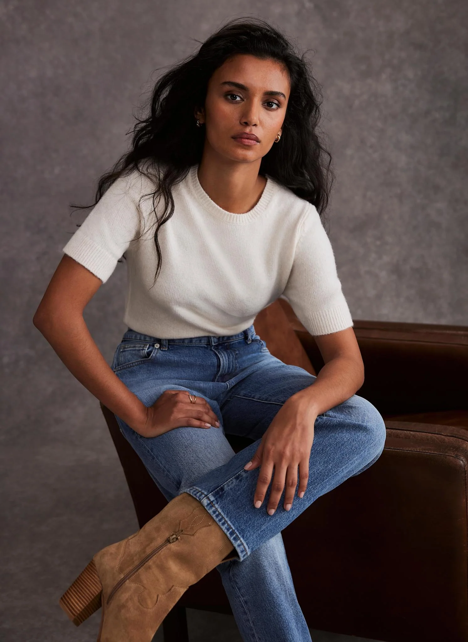 11338-cream-fitted-knit-tee-5.webp Cream Fitted Knit Tee