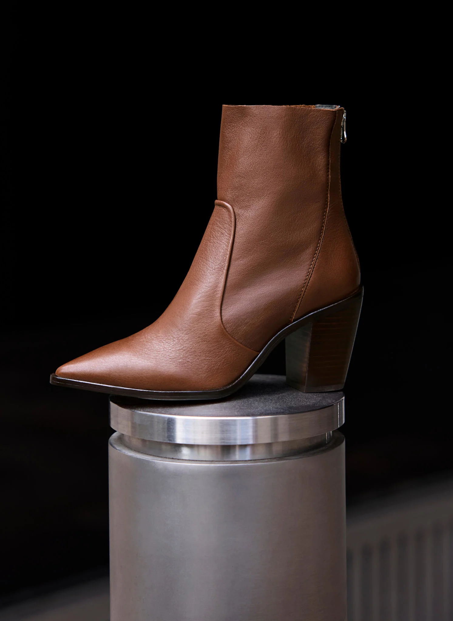 11527-amy-tan-leather-ankle-boots-3.webp Amy Tan Leather Ankle Boots