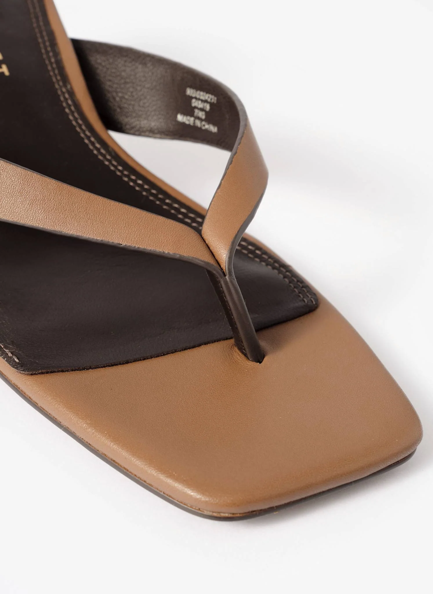 11903-betty-tan-leather-flip-flop-heels-4.webp Betty Tan Leather Flip Flop Heels