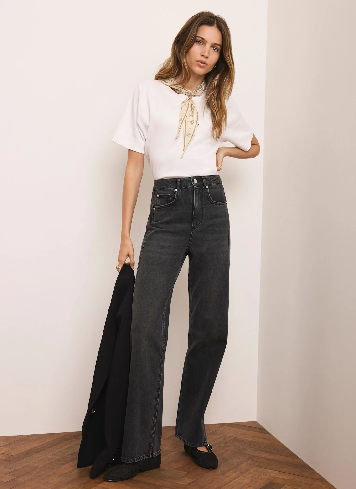 Black Wash Straight Jeans
