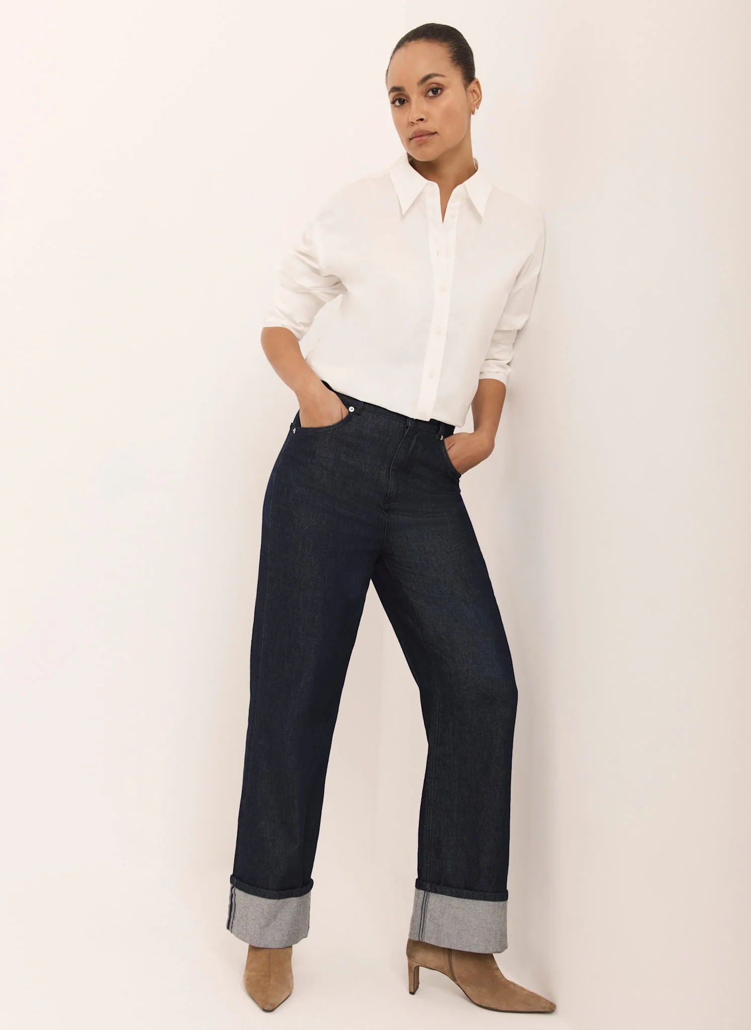 13223-dark-indigo-wide-turn-up-jeans-1.webp Dark Indigo Wide Turn Up Jeans