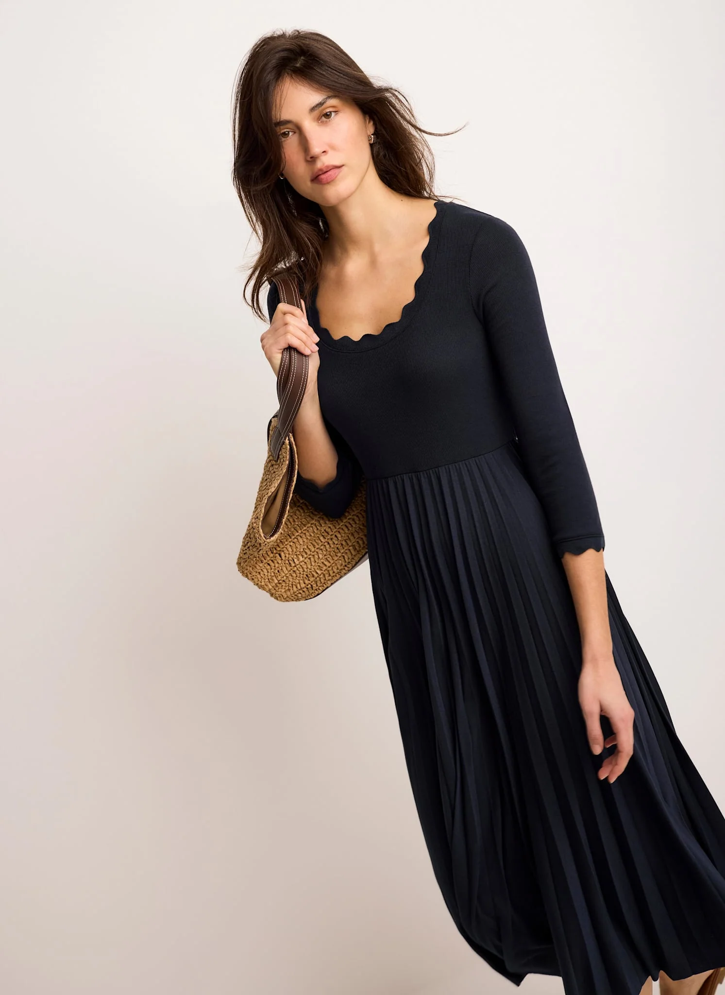 13343-navy-scallop-jersey-mix-midi-dress-4.webp Navy Scallop Jersey Mix Midi Dress