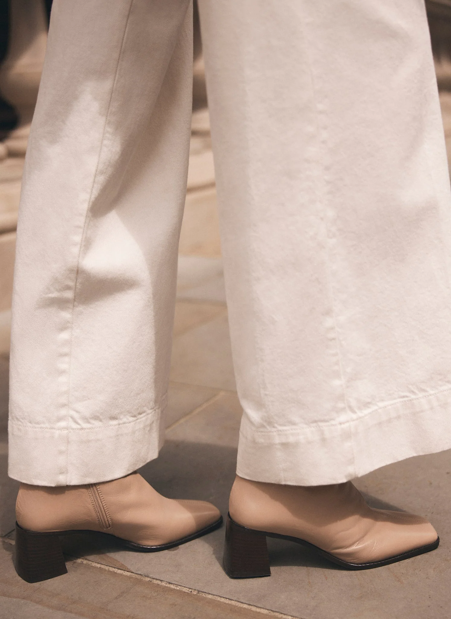 13362-aria-neutral-leather-ankle-boots-7.webp Aria Neutral Leather Ankle Boots