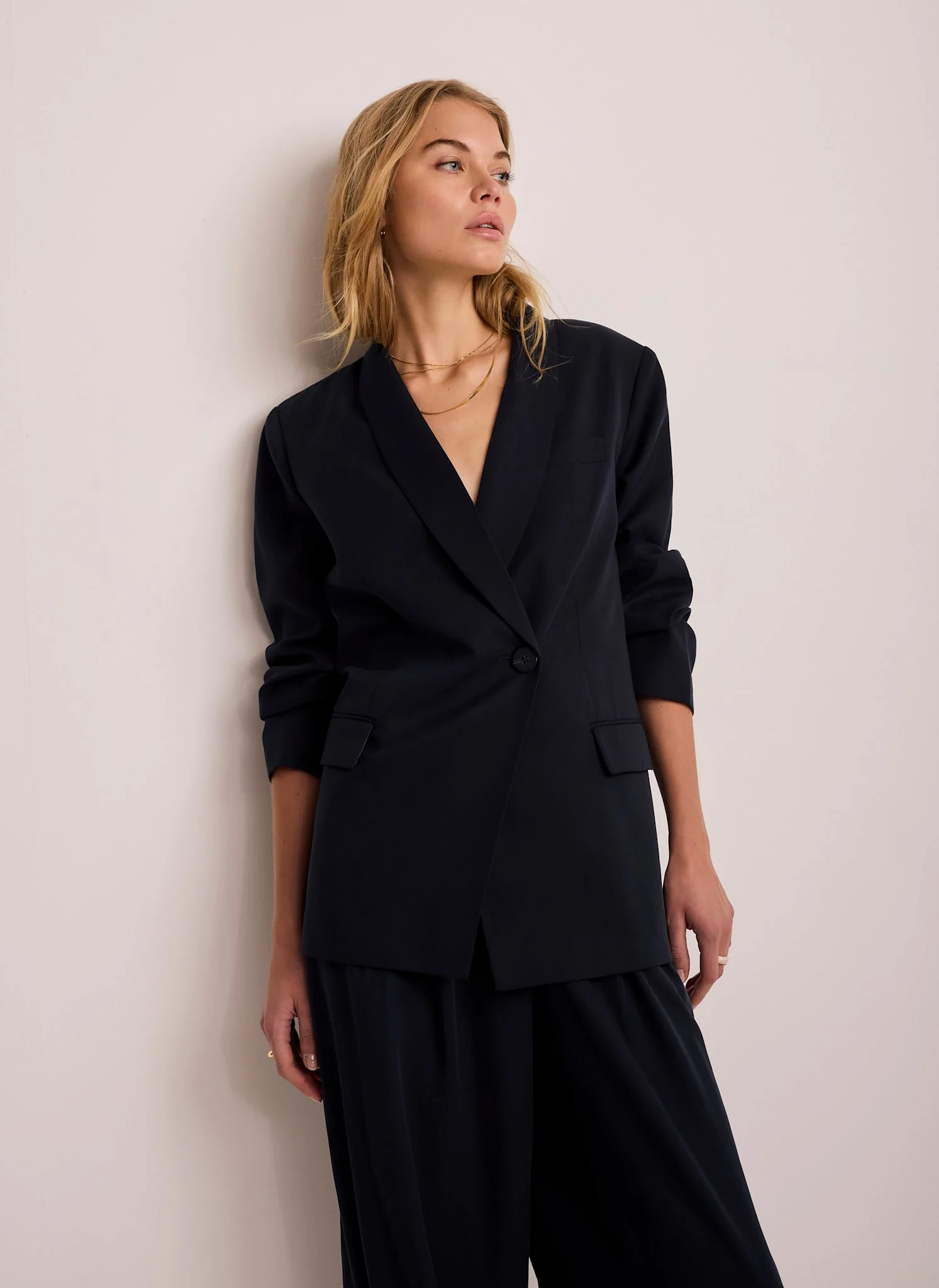 1558-navy-single-breasted-blazer-1.webp Navy Single Breasted Blazer