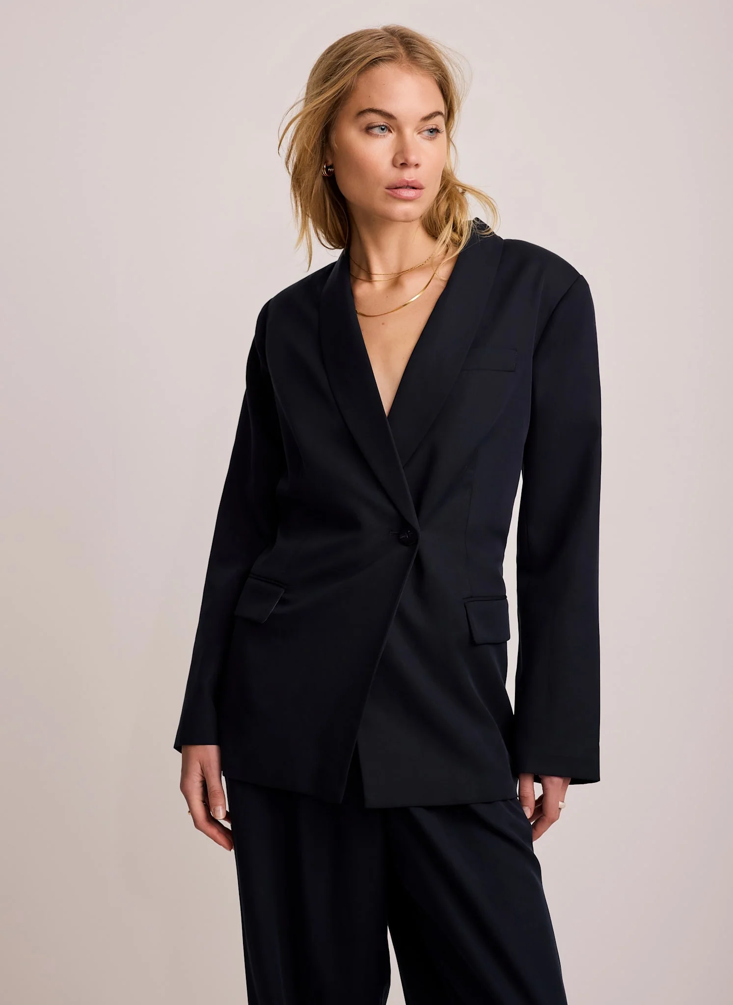 1558-navy-single-breasted-blazer-6.webp Navy Single Breasted Blazer