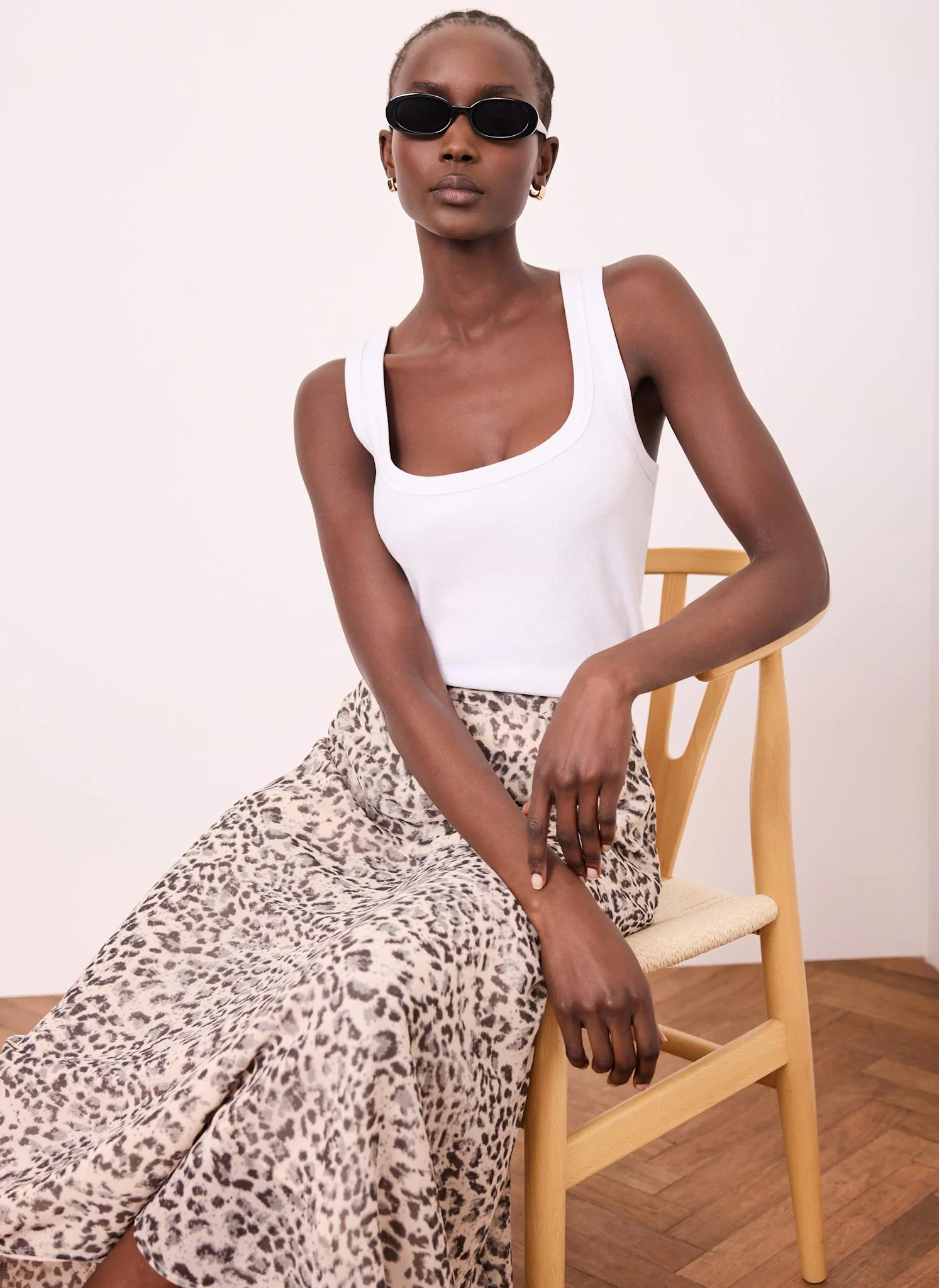 1596-leopard-print-midi-skirt-5.webp Leopard Print Midi Skirt