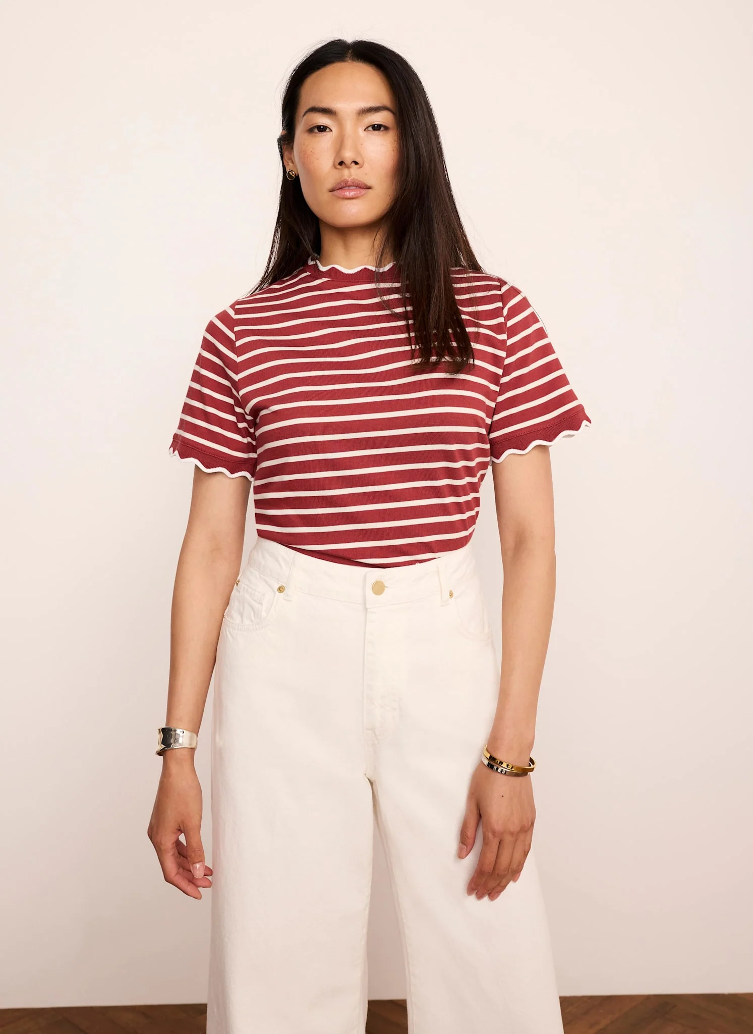1648-brown-cotton-striped-scallop-t-shirt-5.webp Brown Cotton Striped Scallop T-Shirt