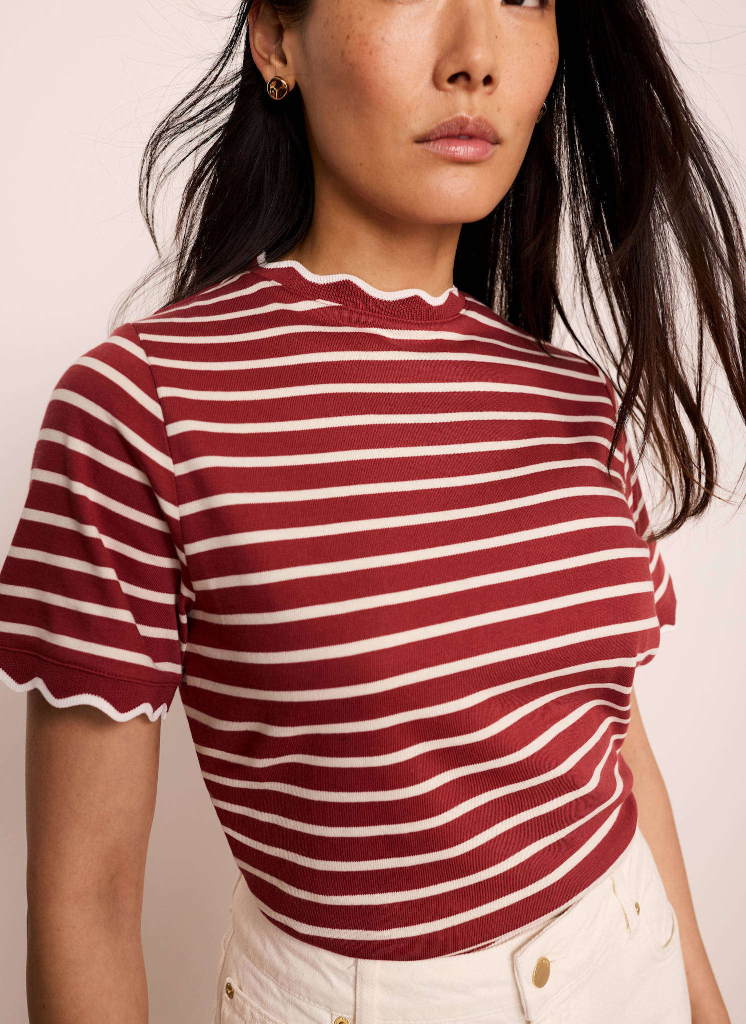 1649-xs-xs-variation-3.jpg Brown Cotton Striped Scallop T-Shirt