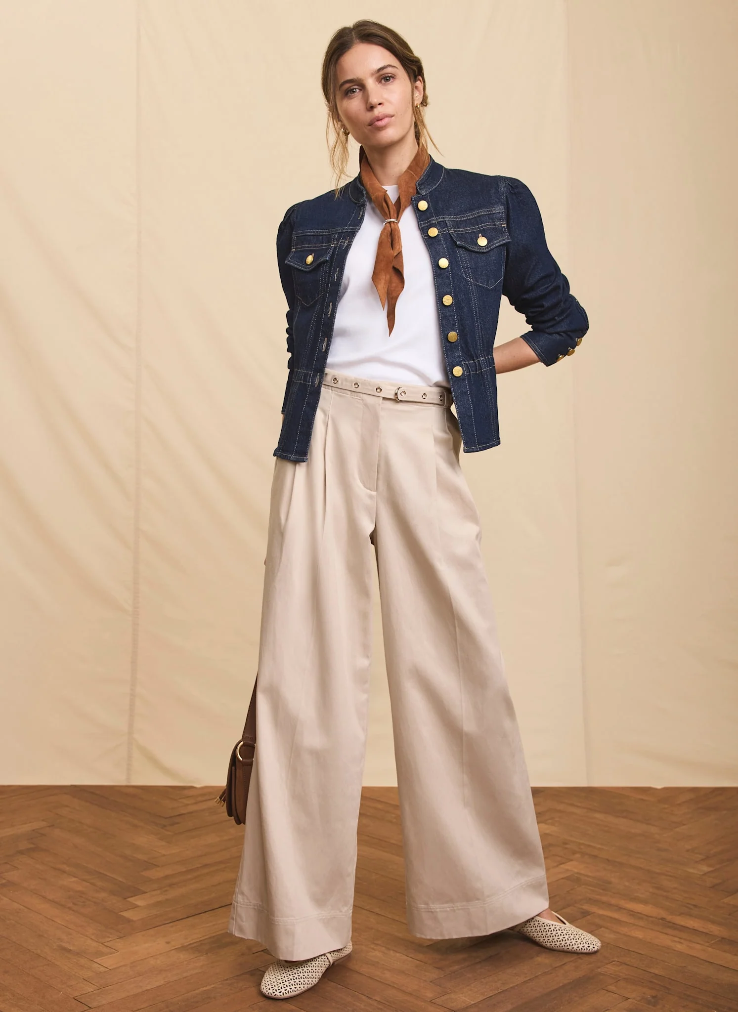 1806-neutral-belted-wide-trousers-2.webp Neutral Belted Wide Trousers