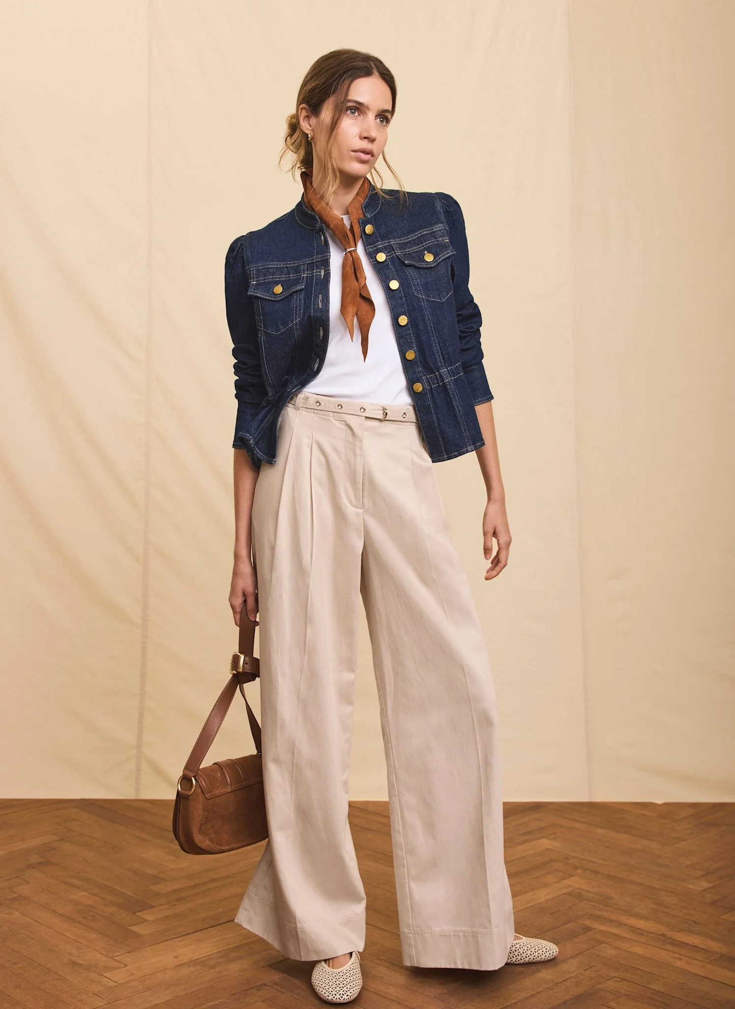 1806-neutral-belted-wide-trousers-3.webp Neutral Belted Wide Trousers