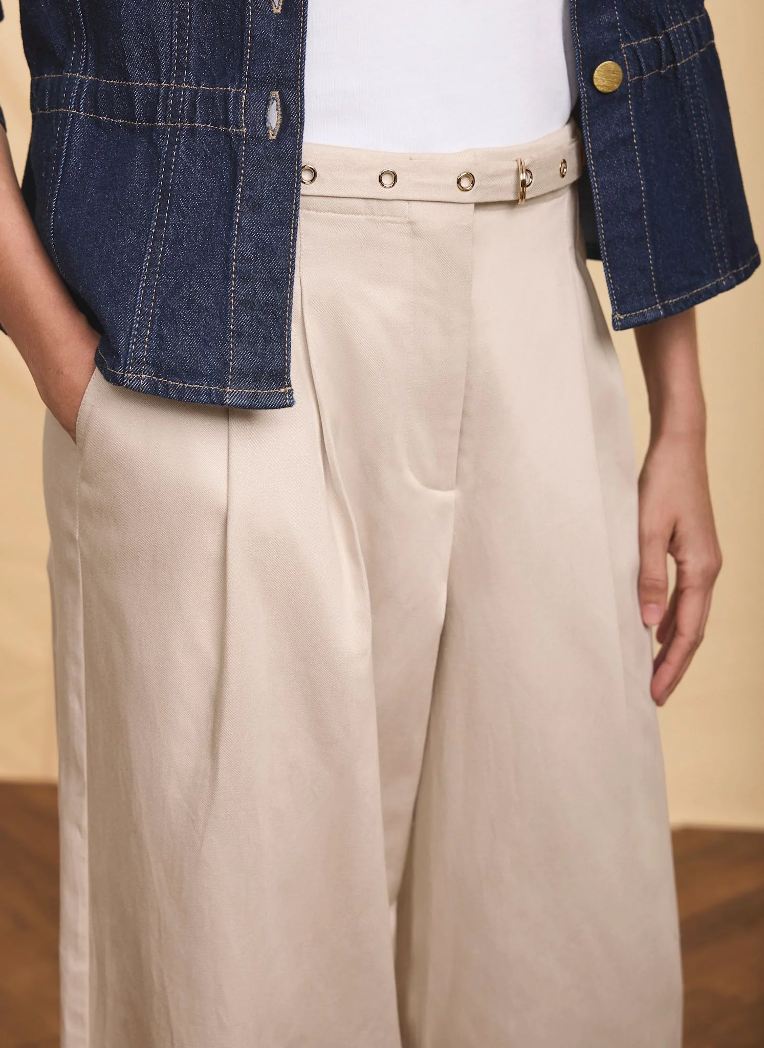 1806-neutral-belted-wide-trousers-4.webp Neutral Belted Wide Trousers