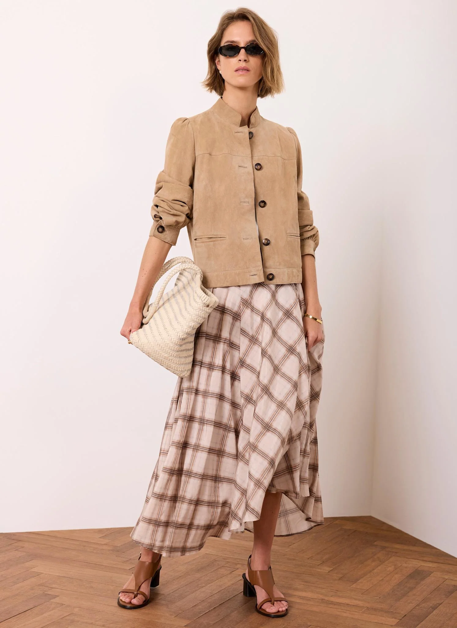 189-neutral-checked-print-midi-skirt-3.webp Neutral Checked Print Midi Skirt