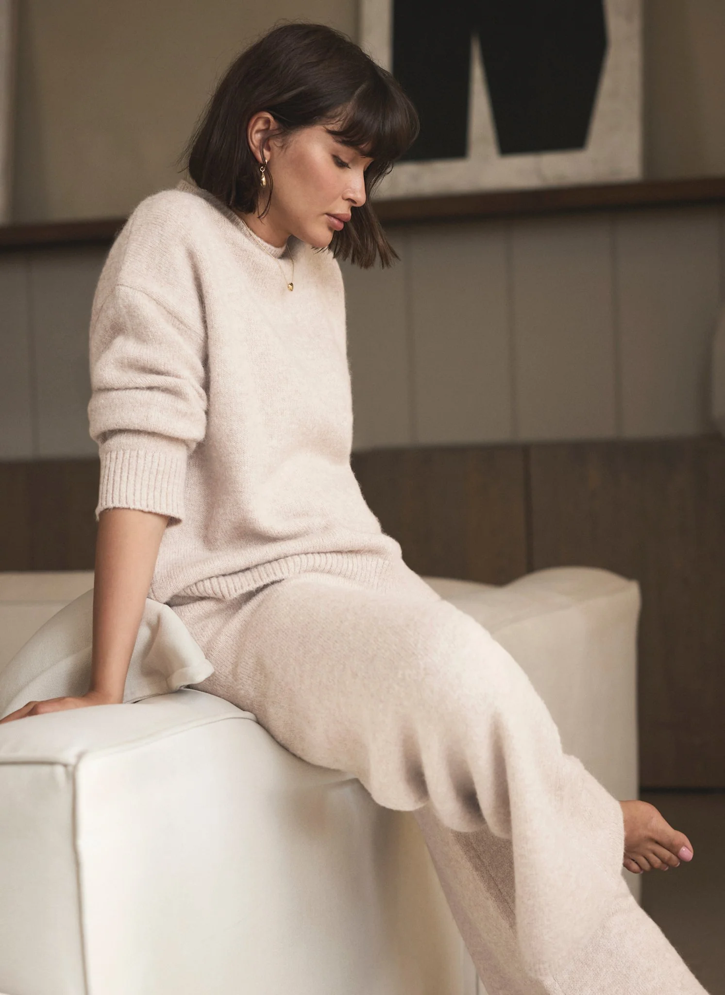 1938-neutral-wool-blend-longline-knit-jumper-6.webp Neutral Wool Blend Longline Knit Jumper
