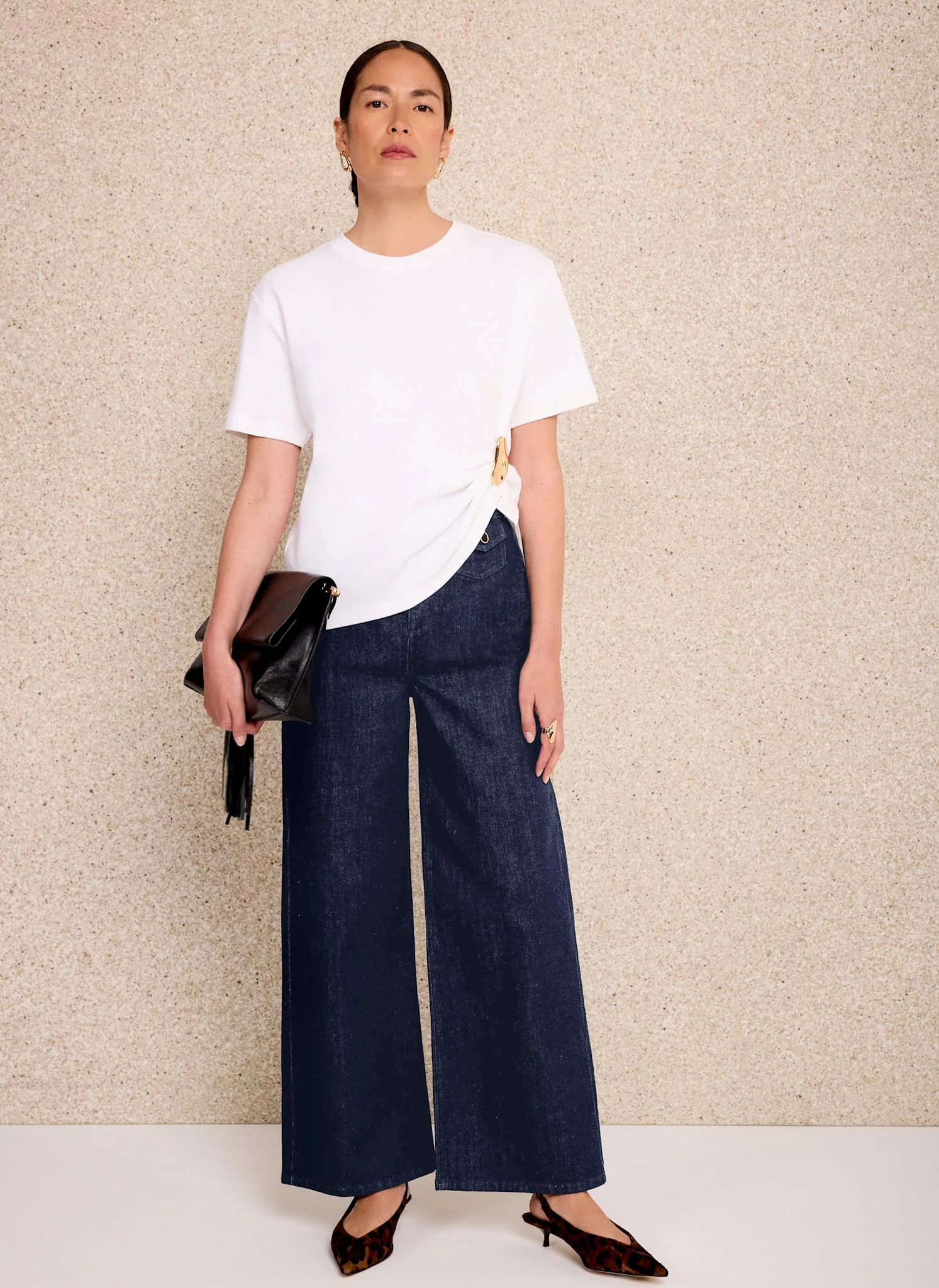 203-dark-indigo-patch-pocket-wide-leg-crop-jeans-3.webp Dark Indigo Patch Pocket Wide Leg Crop Jeans