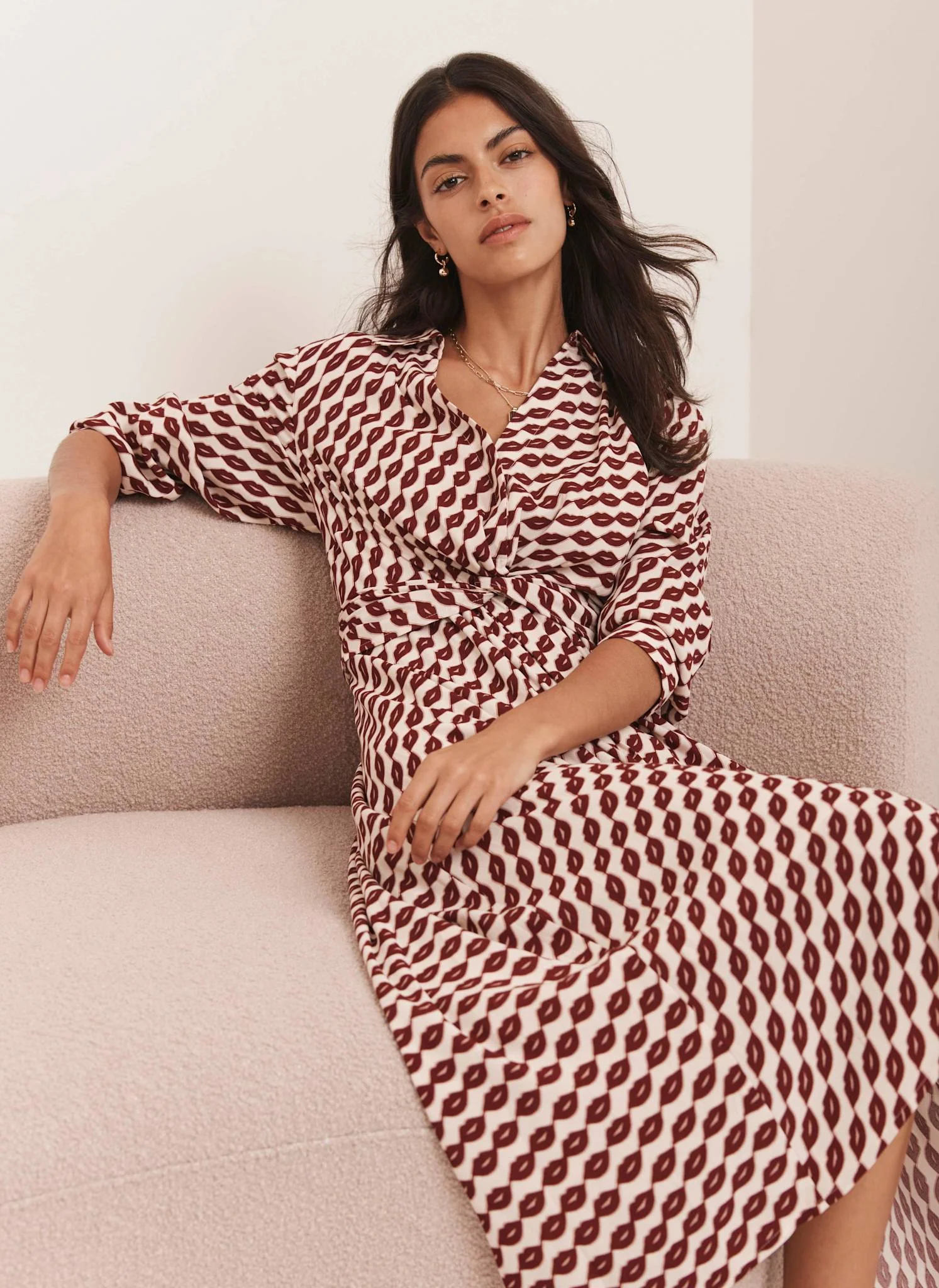 2090-red-lip-print-midi-shirt-dress-3.webp Red Lip Print Midi Shirt Dress