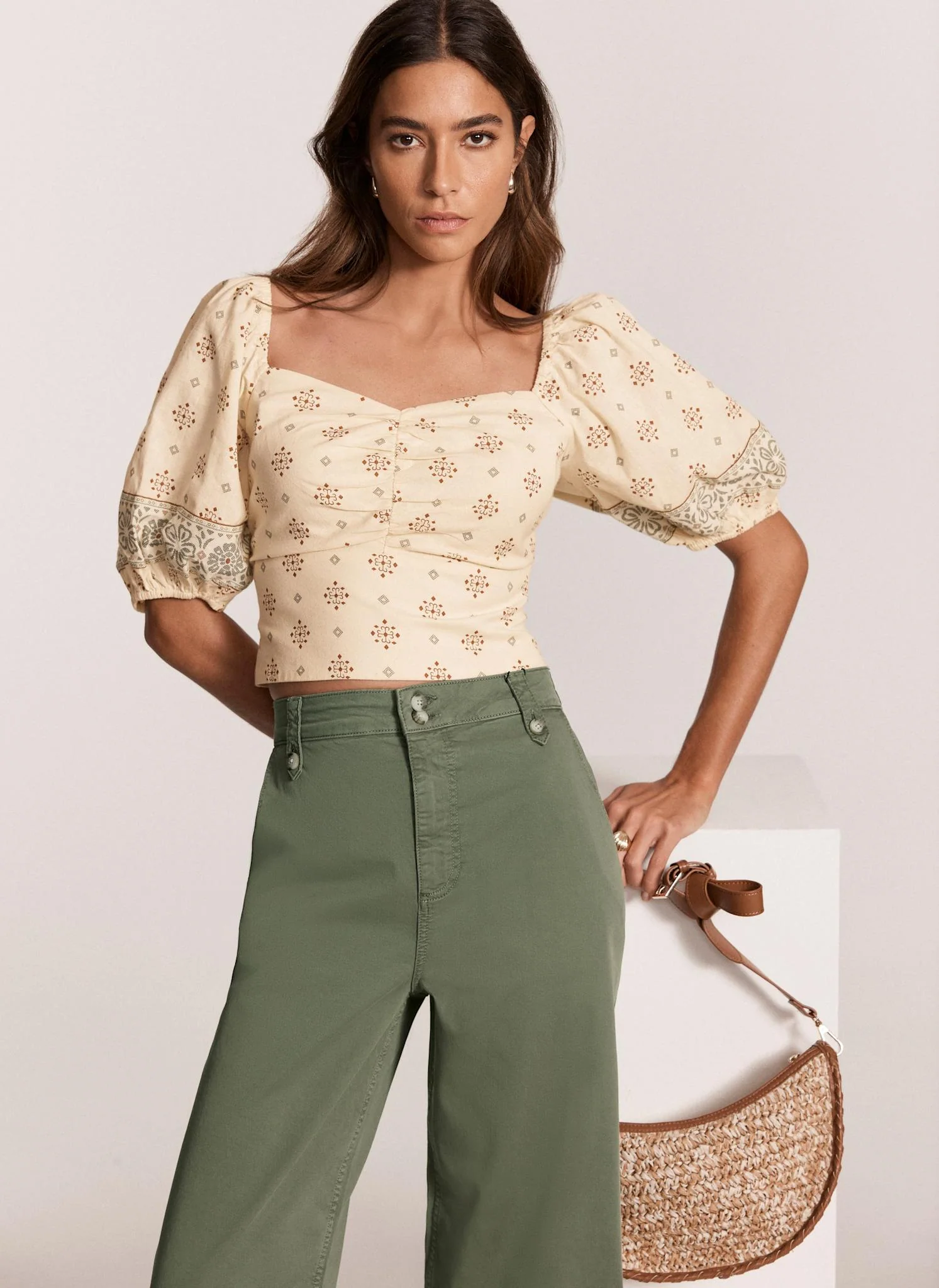 2440-neutral-print-cropped-top-1.webp Neutral Print Cropped Top