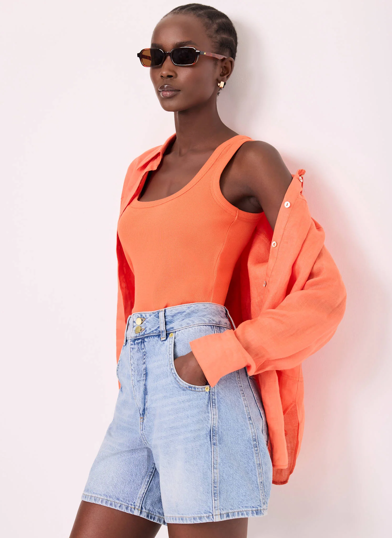 263-orange-cotton-blend-scoop-neck-vest-1.webp Orange Cotton Blend Scoop Neck Vest