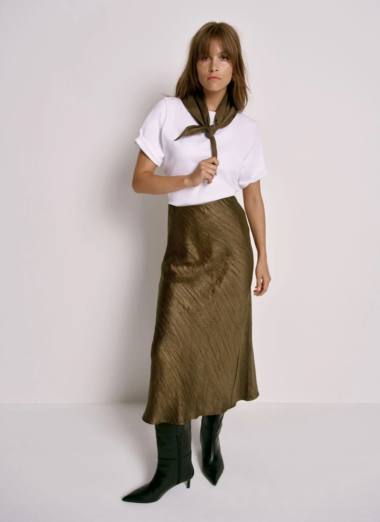 2715-gold-crinkle-midi-slip-skirt-4.webp Gold Crinkle Midi Slip Skirt