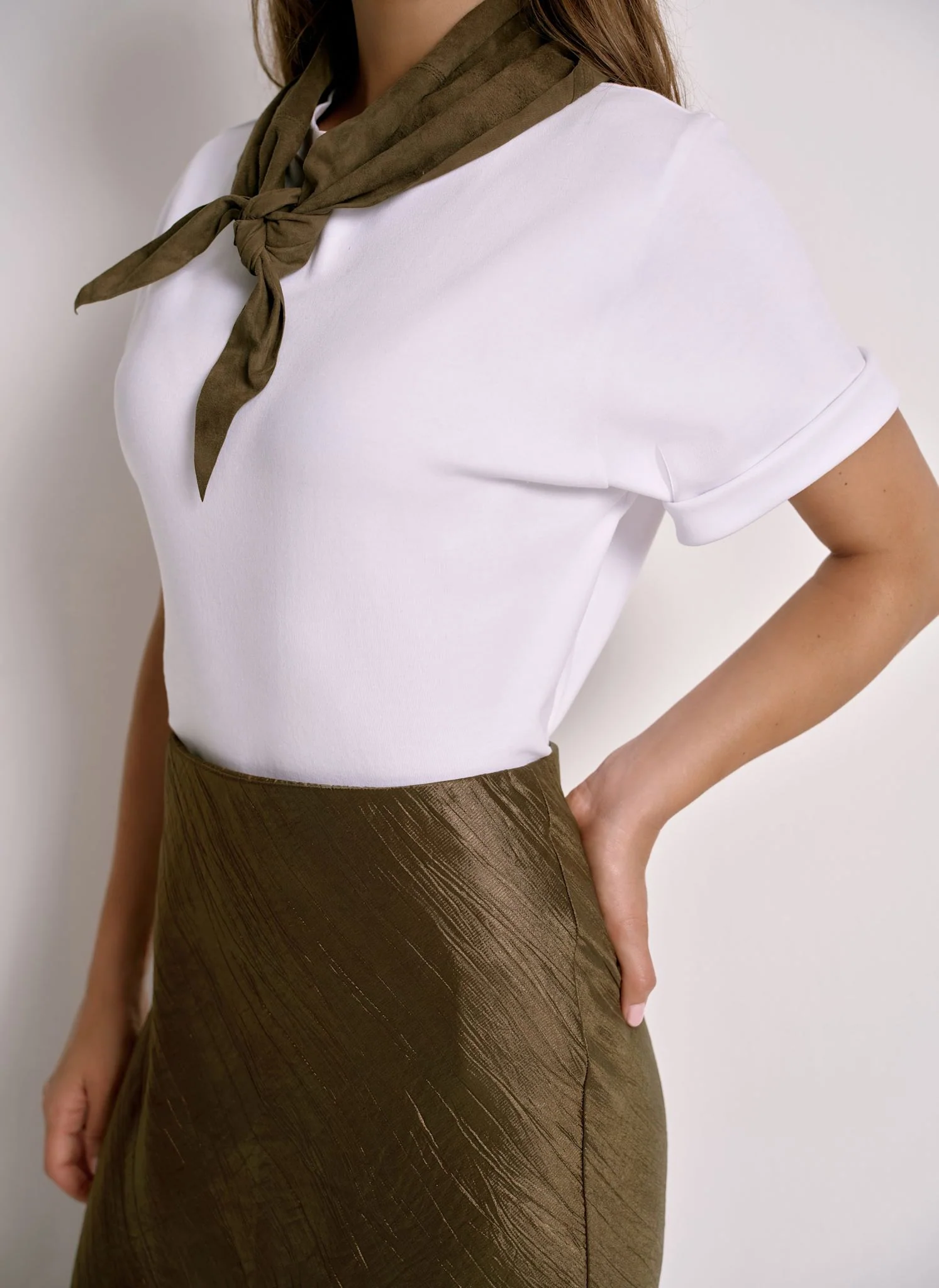 2715-gold-crinkle-midi-slip-skirt-5.webp Gold Crinkle Midi Slip Skirt