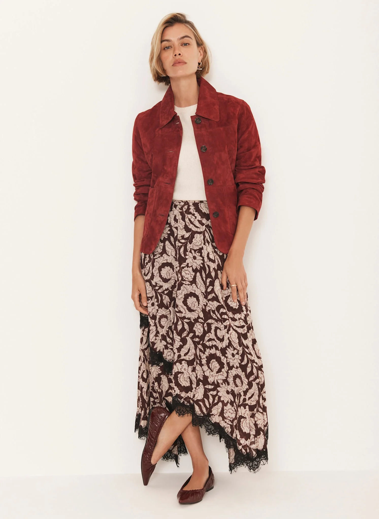 2729-burgundy-floral-print-lace-trim-skirt-4.webp Burgundy Floral Print Lace Trim Skirt