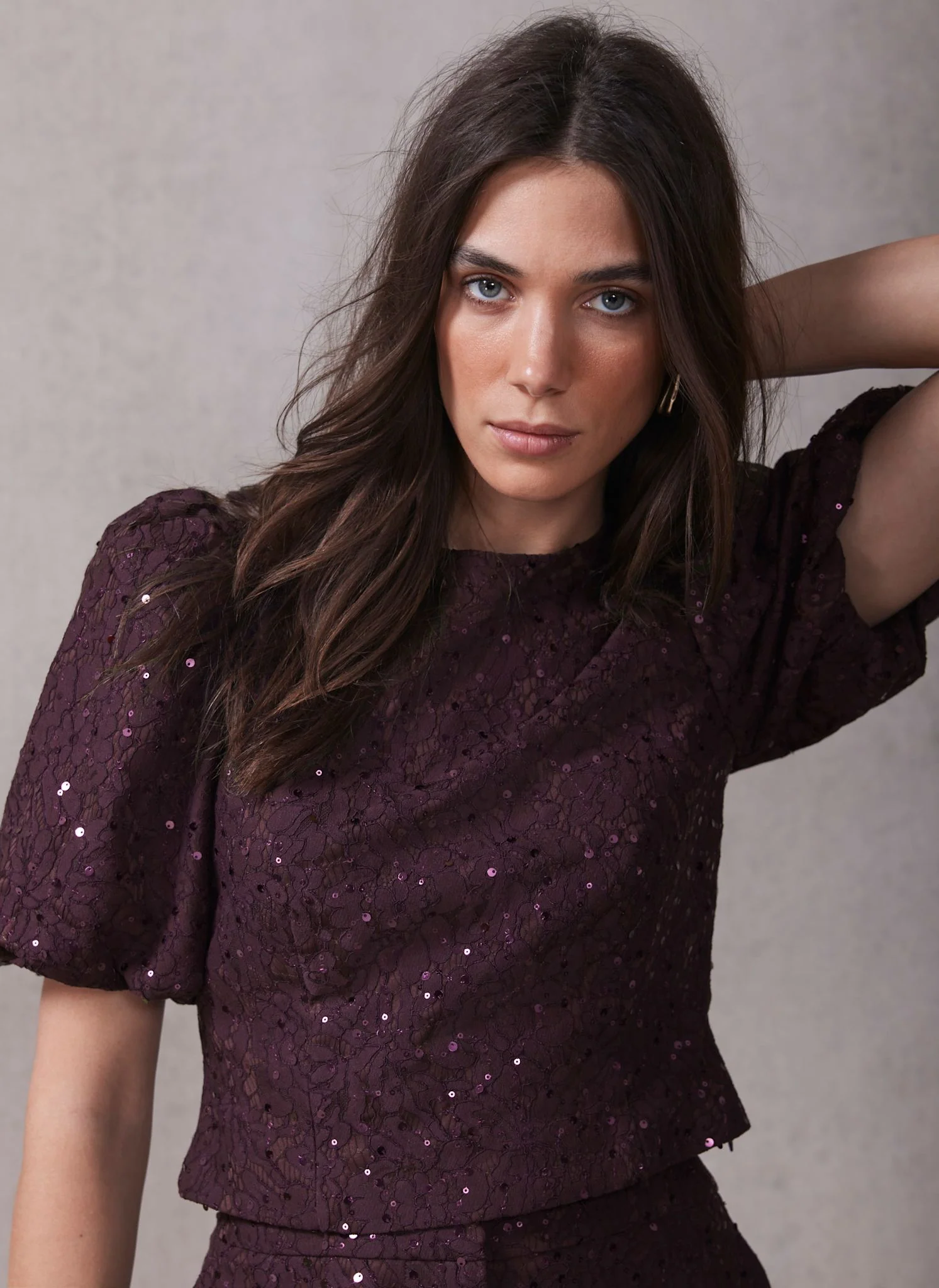 2753-burgundy-sequin-lace-puff-sleeve-top-3.webp Burgundy Sequin Lace Puff Sleeve Top