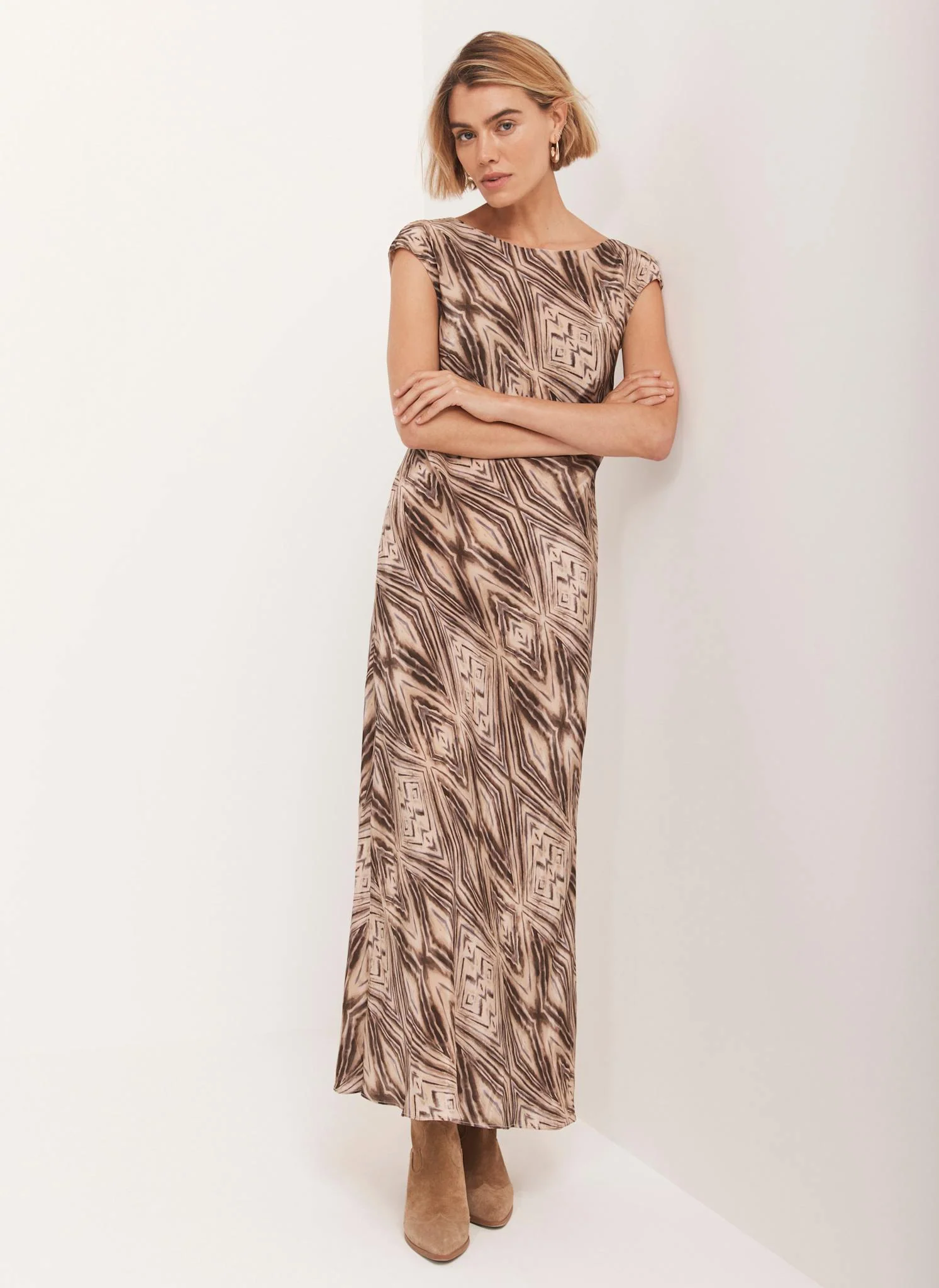 2829-brown-geometric-print-midi-dress-1.webp Brown Geometric Print Midi Dress