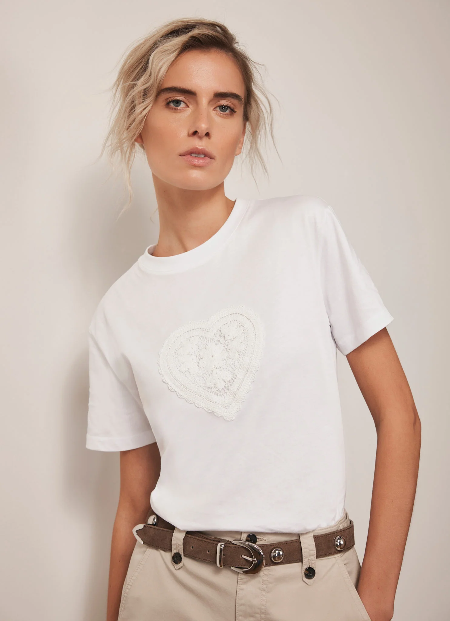 2875-white-crochet-heart-t-shirt-4.webp White Crochet Heart T-Shirt