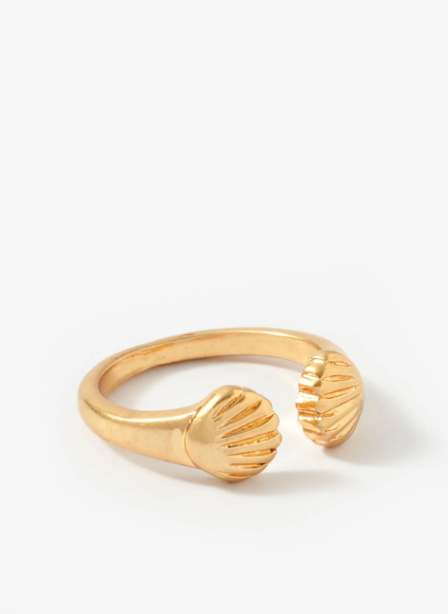 2993-s-m-s-m-variation-4.webp Gold Tone Shell Ring Set