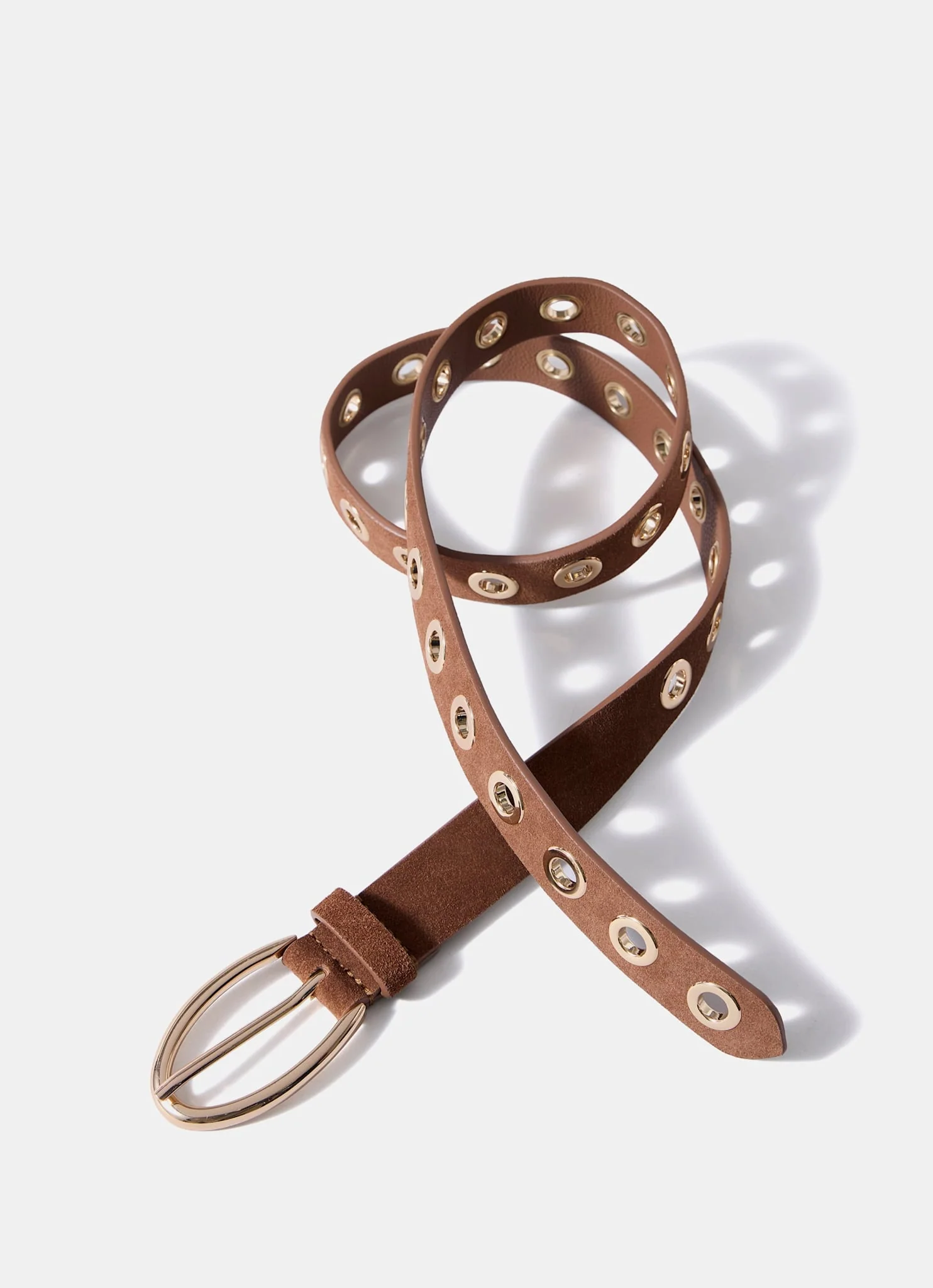 3016-tan-suede-eyelet-belt-3.webp Tan Suede Eyelet Belt