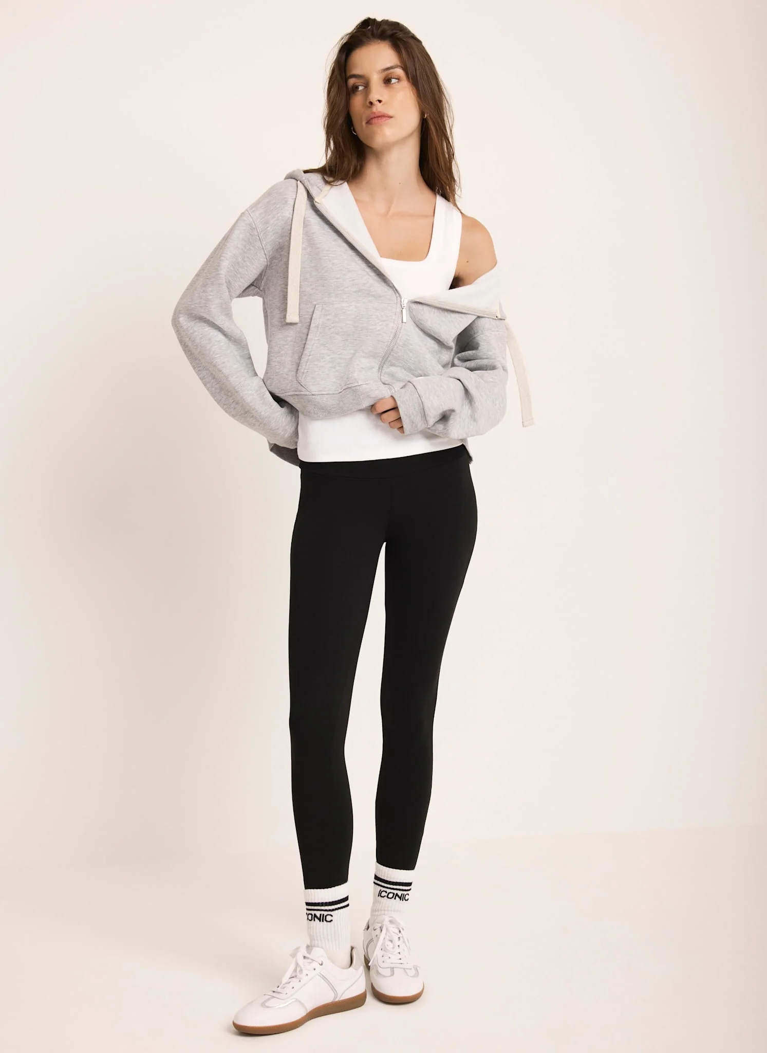 3101-black-jersey-straight-leggings-4.webp Black Jersey Straight Leggings