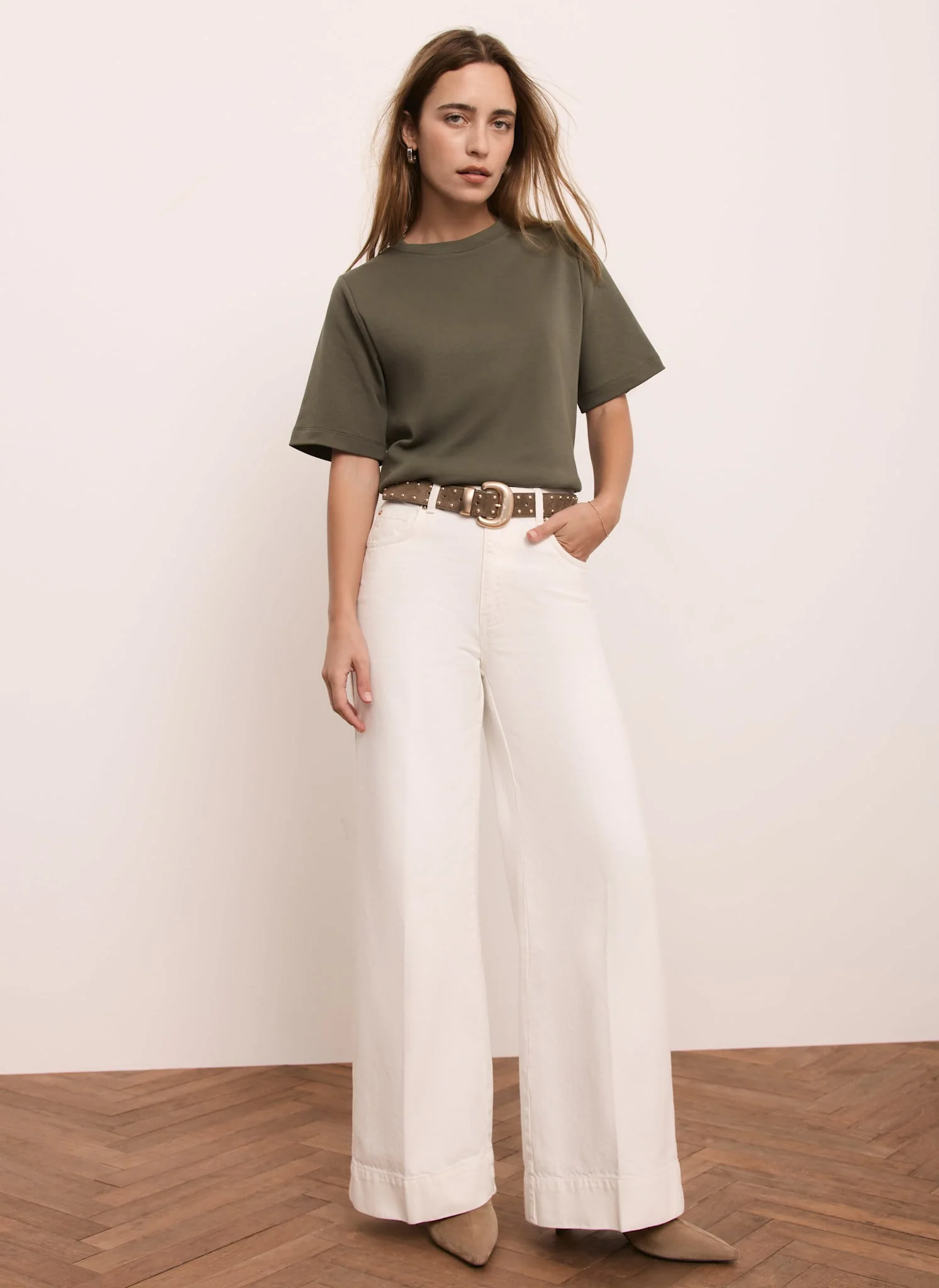 3325-khaki-ultimate-cotton-t-shirt-1.webp Khaki Ultimate Cotton T-Shirt