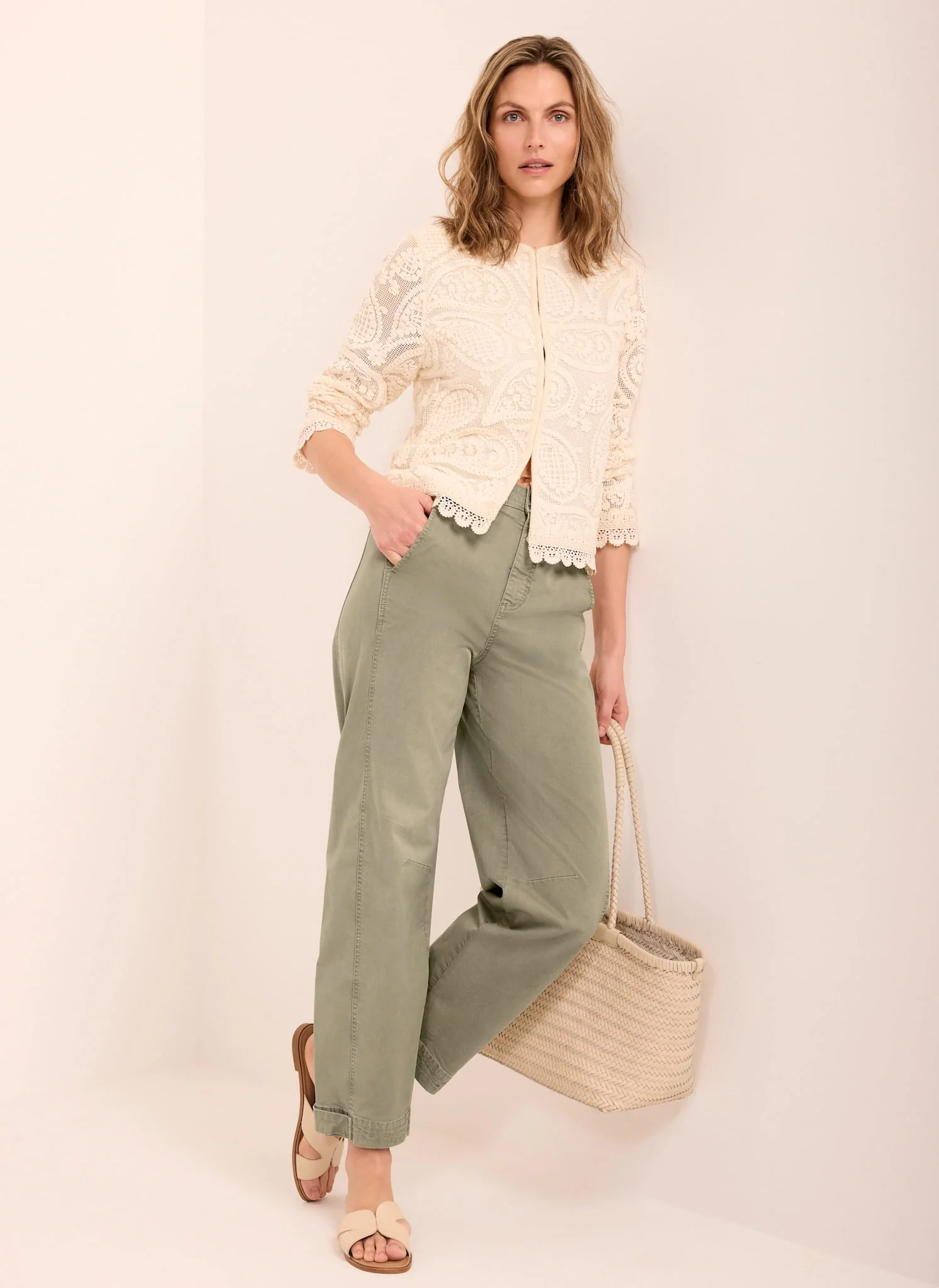 3337-khaki-washed-barrel-leg-chino-trousers-6.webp Khaki Washed Barrel Leg Chino Trousers