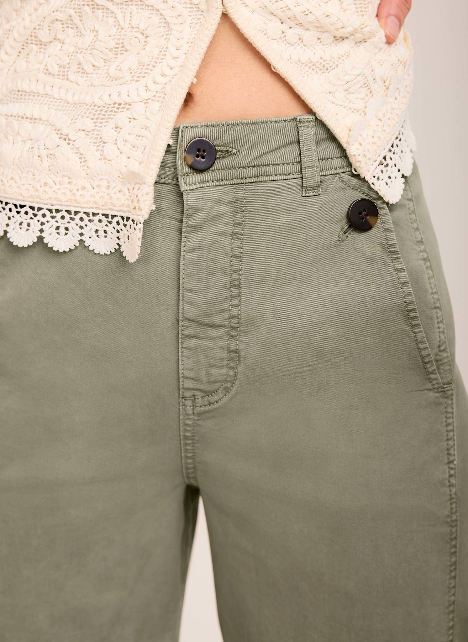 3338-short-06-short-06-variation-4.jpg Khaki Washed Barrel Leg Chino Trousers
