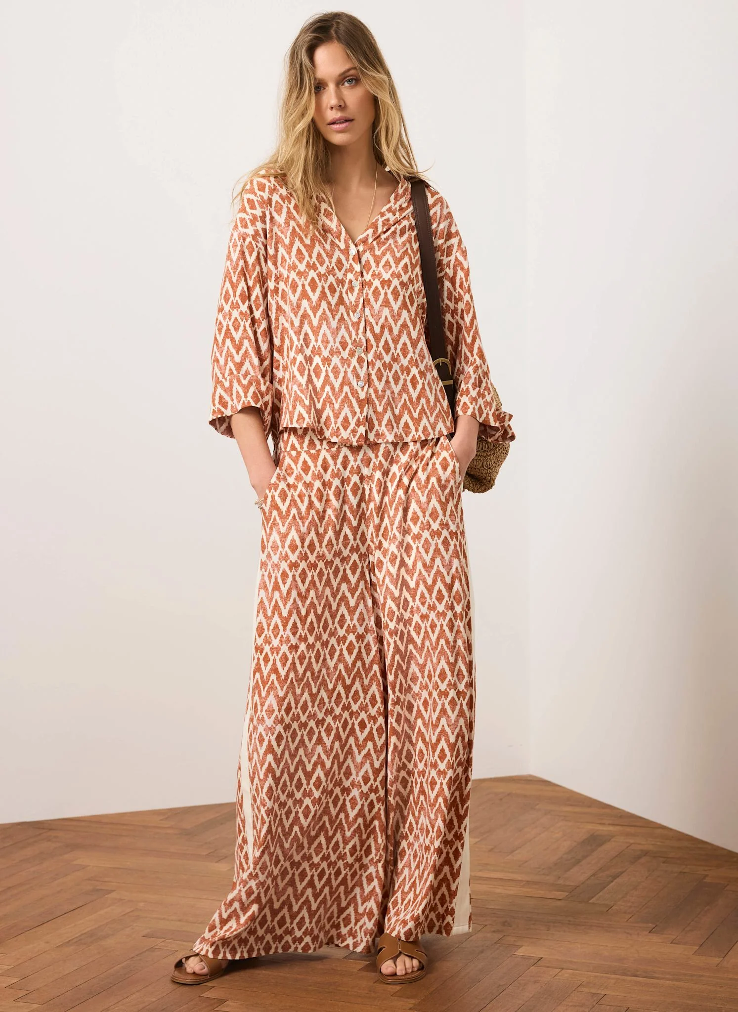 3365-orange-geo-print-resort-shirt-3.webp Orange Geo Print Resort Shirt